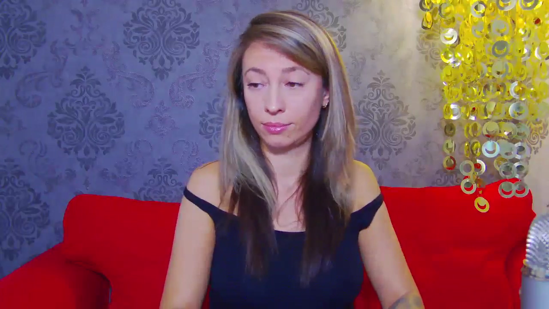 Gallery image thumbnail from PoxyVibe's myfreecams stream on, 11/19/2025, 16:02 image 13 of 20