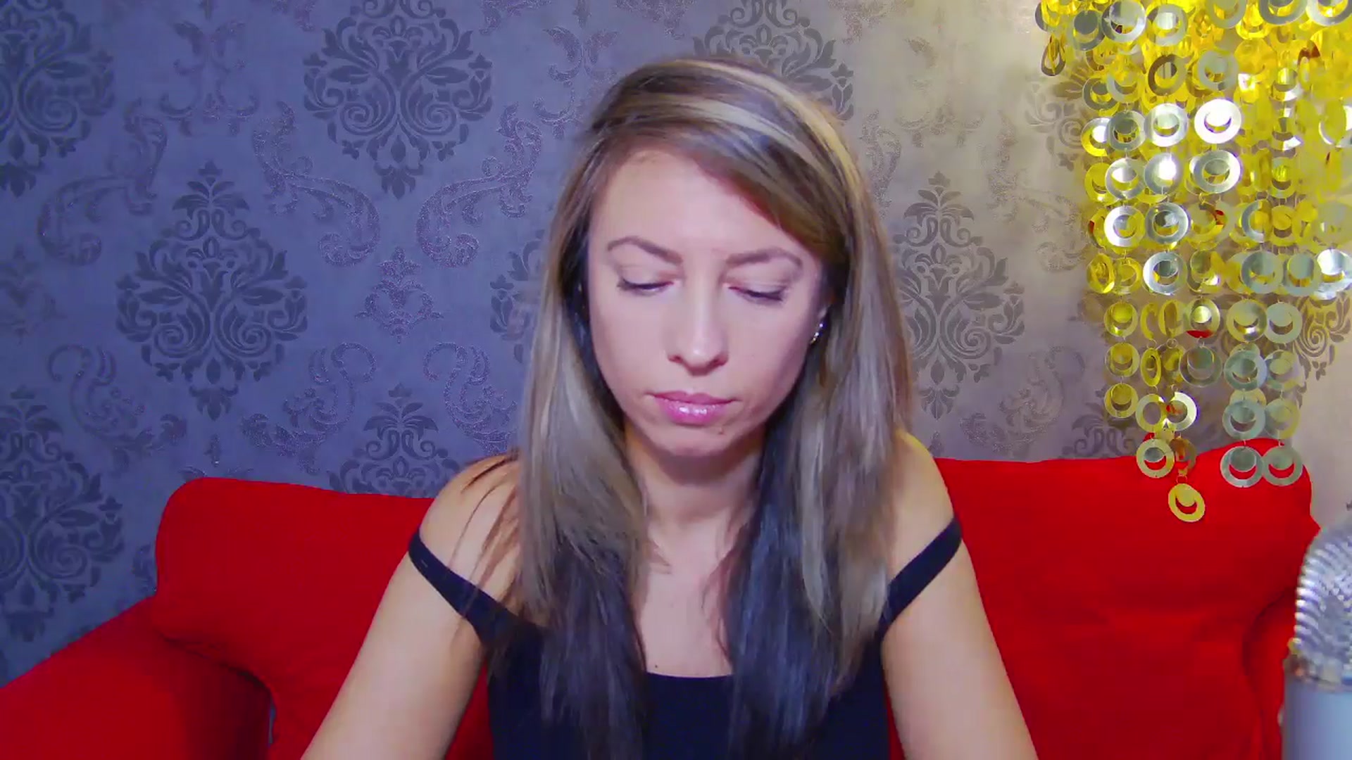 Gallery image thumbnail from PoxyVibe's myfreecams stream on, 11/19/2025, 16:02 image 10 of 20