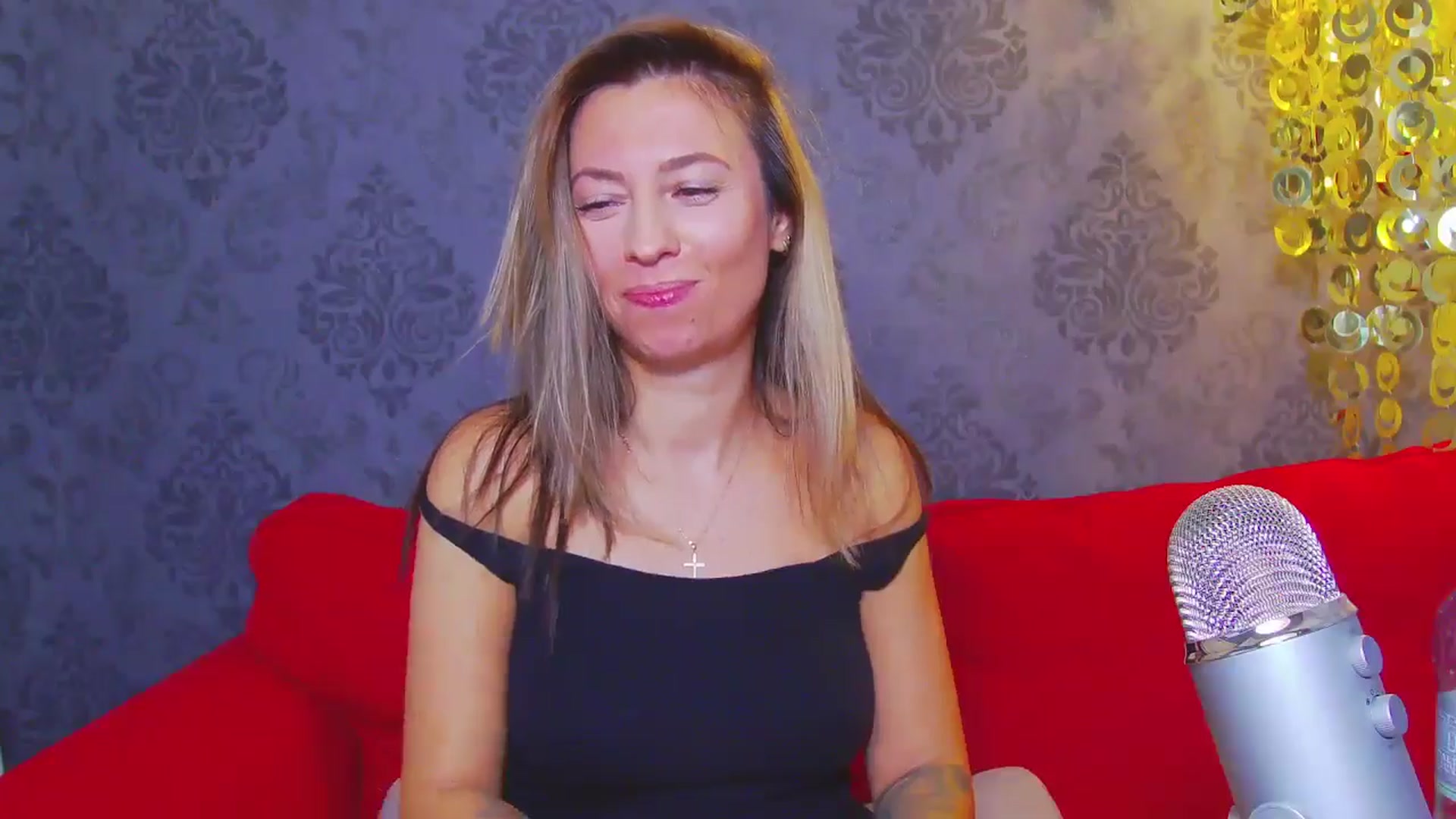 Gallery image thumbnail from PoxyVibe's myfreecams stream on, 12/09/2025, 16:01 image 18 of 20