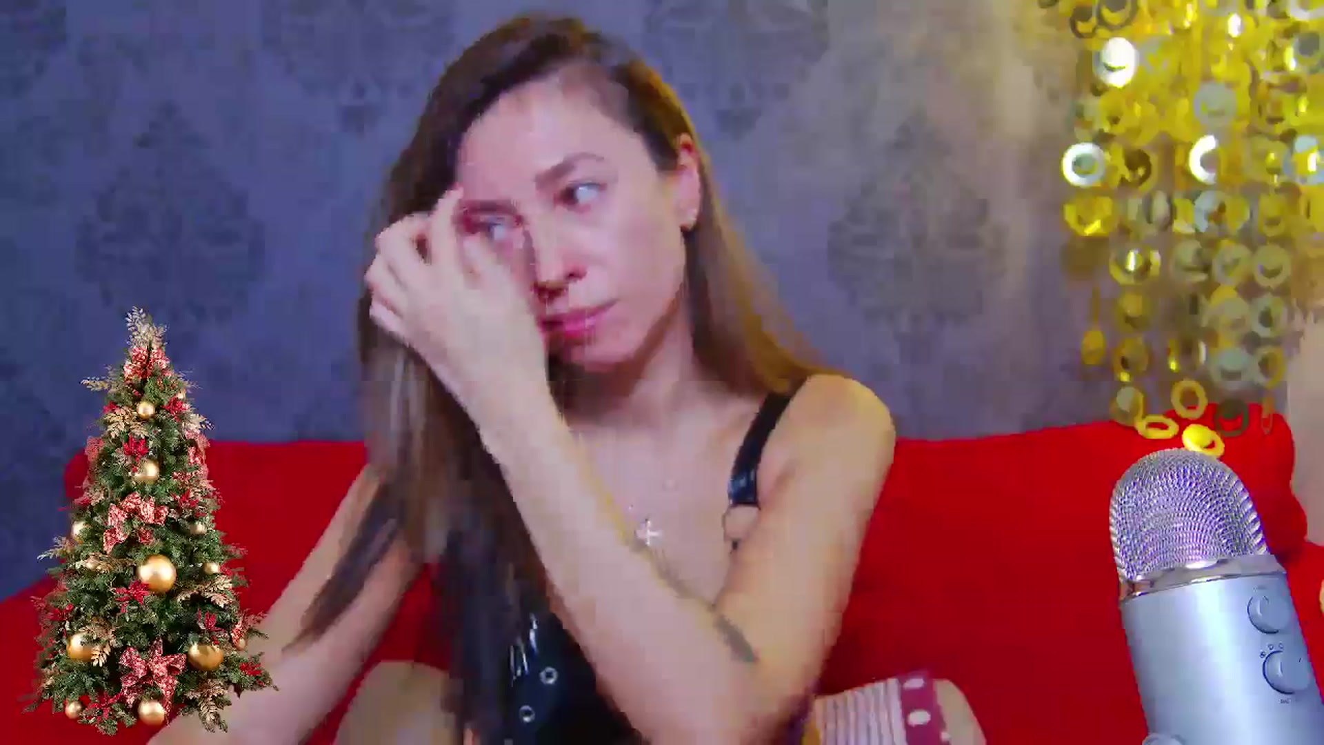 Gallery image thumbnail from PoxyVibe's myfreecams stream on, 12/19/2025, 19:24 image 17 of 20