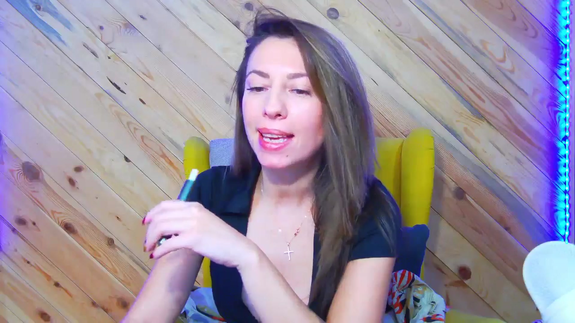 Gallery image thumbnail from PoxyVibe's myfreecams stream on, 01/21/2026, 16:11 image 6 of 20