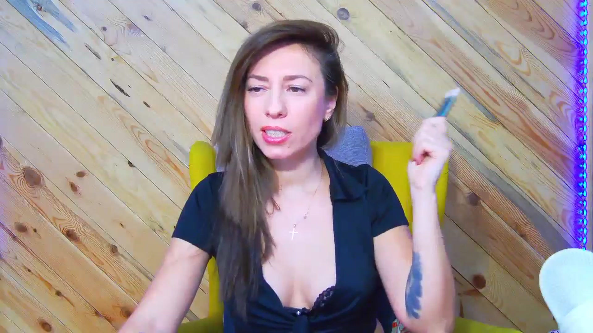 Gallery image thumbnail from PoxyVibe's myfreecams stream on, 01/21/2026, 16:11 image 8 of 20