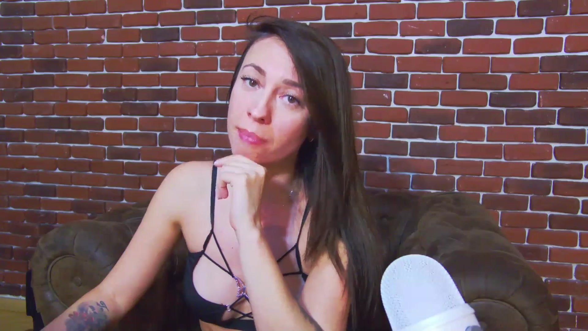 Gallery image thumbnail from PoxyVibe's myfreecams stream on, 03/31/2026, 19:26 image 16 of 20