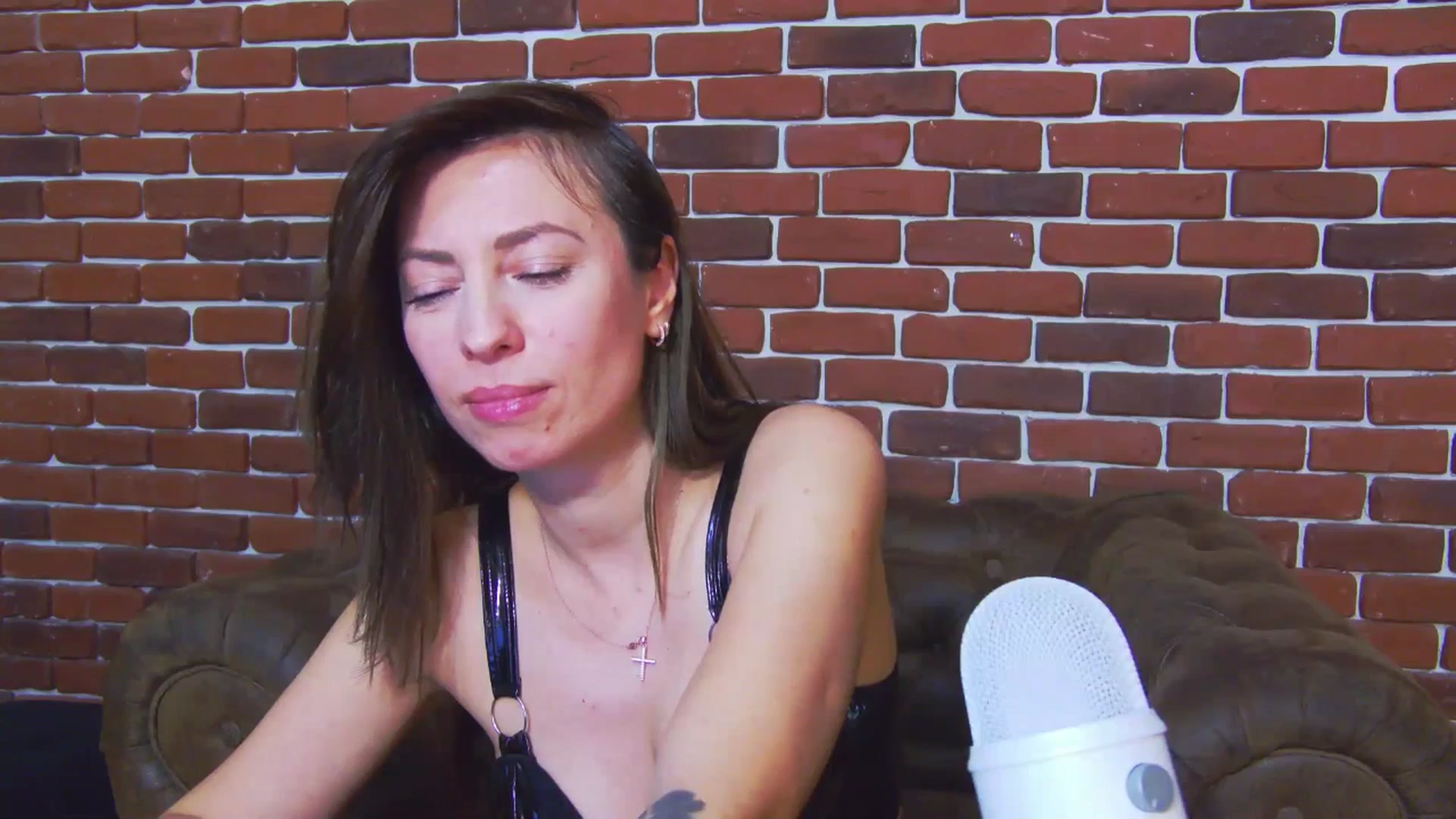 Gallery image thumbnail from PoxyVibe's myfreecams stream on, 04/07/2026, 19:18 image 16 of 20