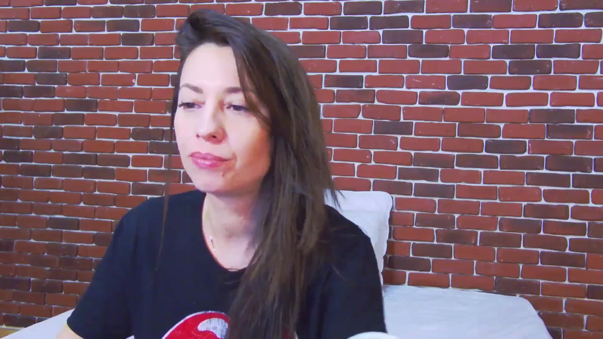 Gallery image thumbnail from PoxyVibe's myfreecams stream on, 04/15/2026, 14:22 image 11 of 20