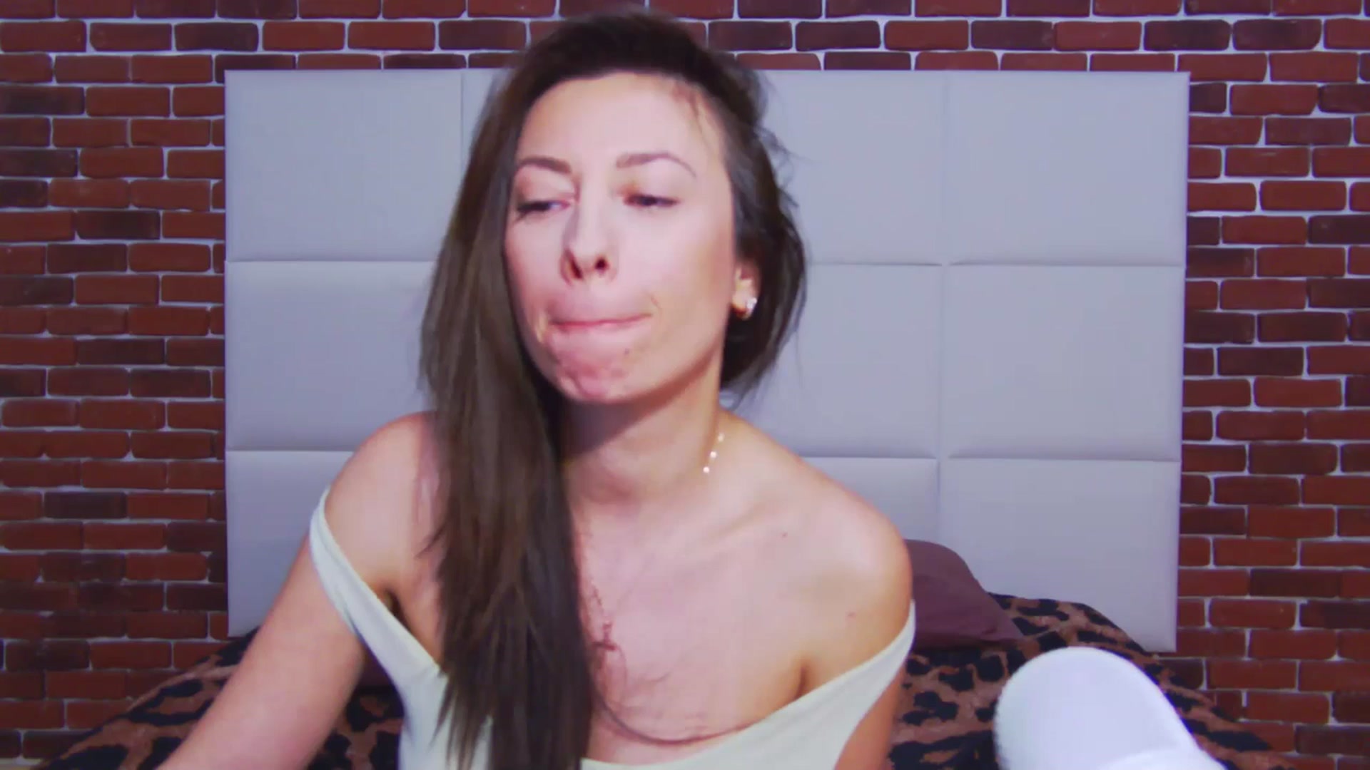 Gallery image thumbnail from PoxyVibe's myfreecams stream on, 04/21/2026, 15:00 image 16 of 20