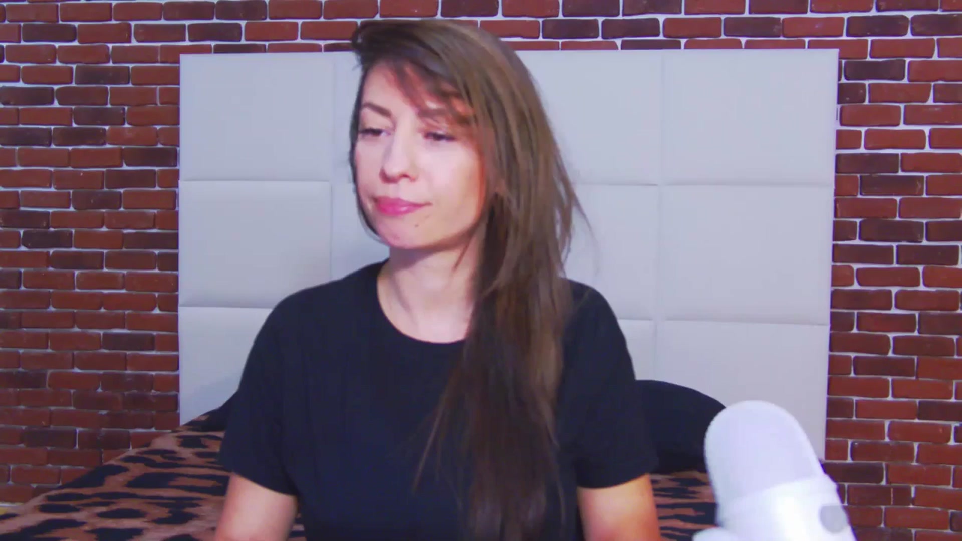 Gallery image thumbnail from PoxyVibe's myfreecams stream on, 04/28/2026, 15:13 image 16 of 20