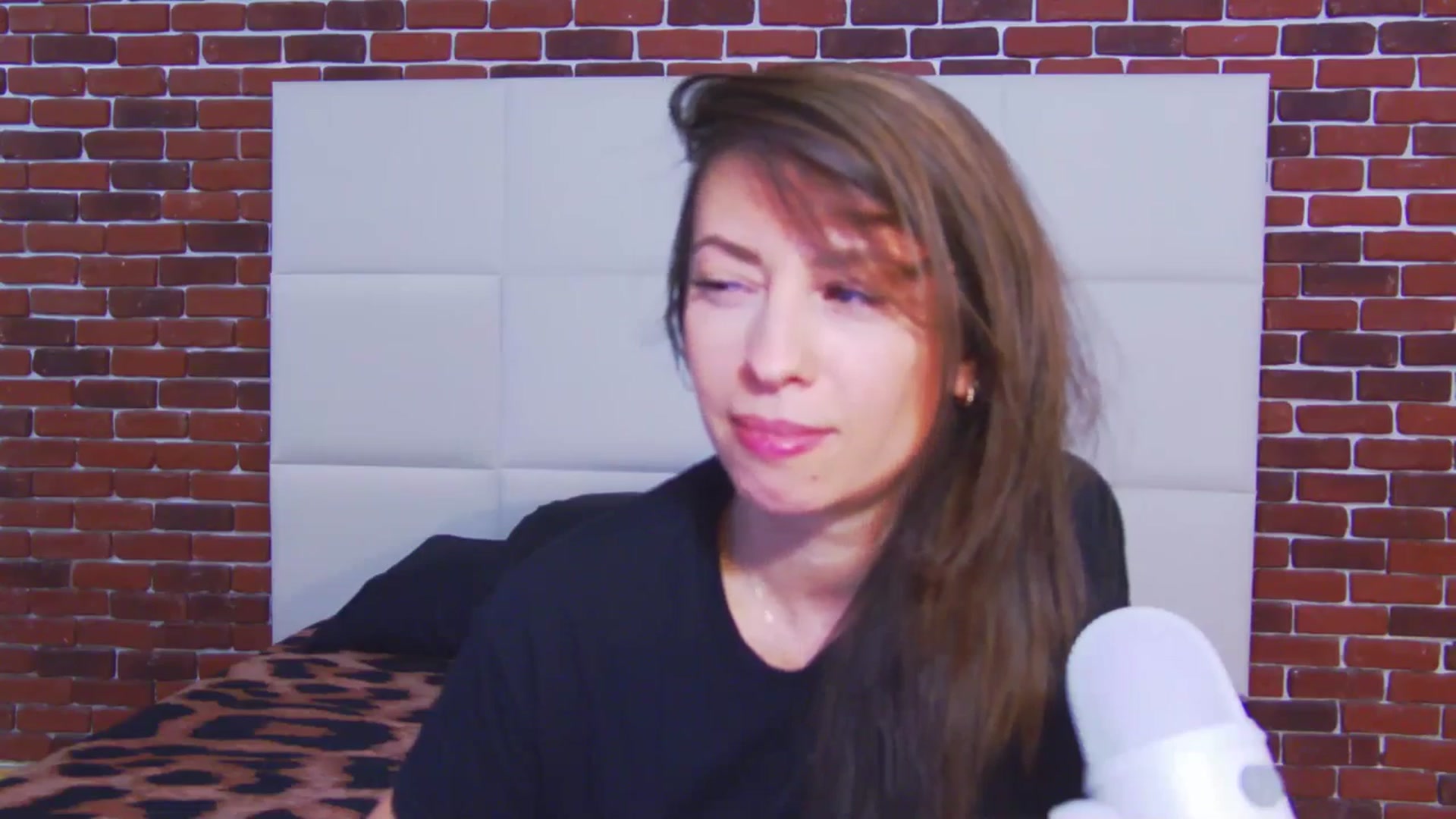 Gallery image thumbnail from PoxyVibe's myfreecams stream on, 04/28/2026, 15:13 image 15 of 20