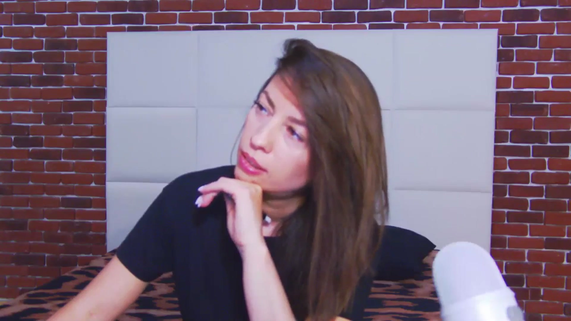 Gallery image thumbnail from PoxyVibe's myfreecams stream on, 04/28/2026, 15:13 image 9 of 20