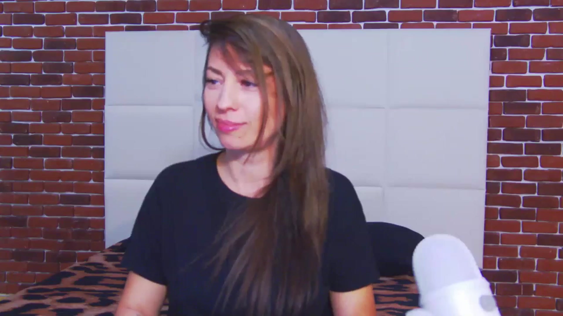 Gallery image thumbnail from PoxyVibe's myfreecams stream on, 04/28/2026, 15:13 image 17 of 20