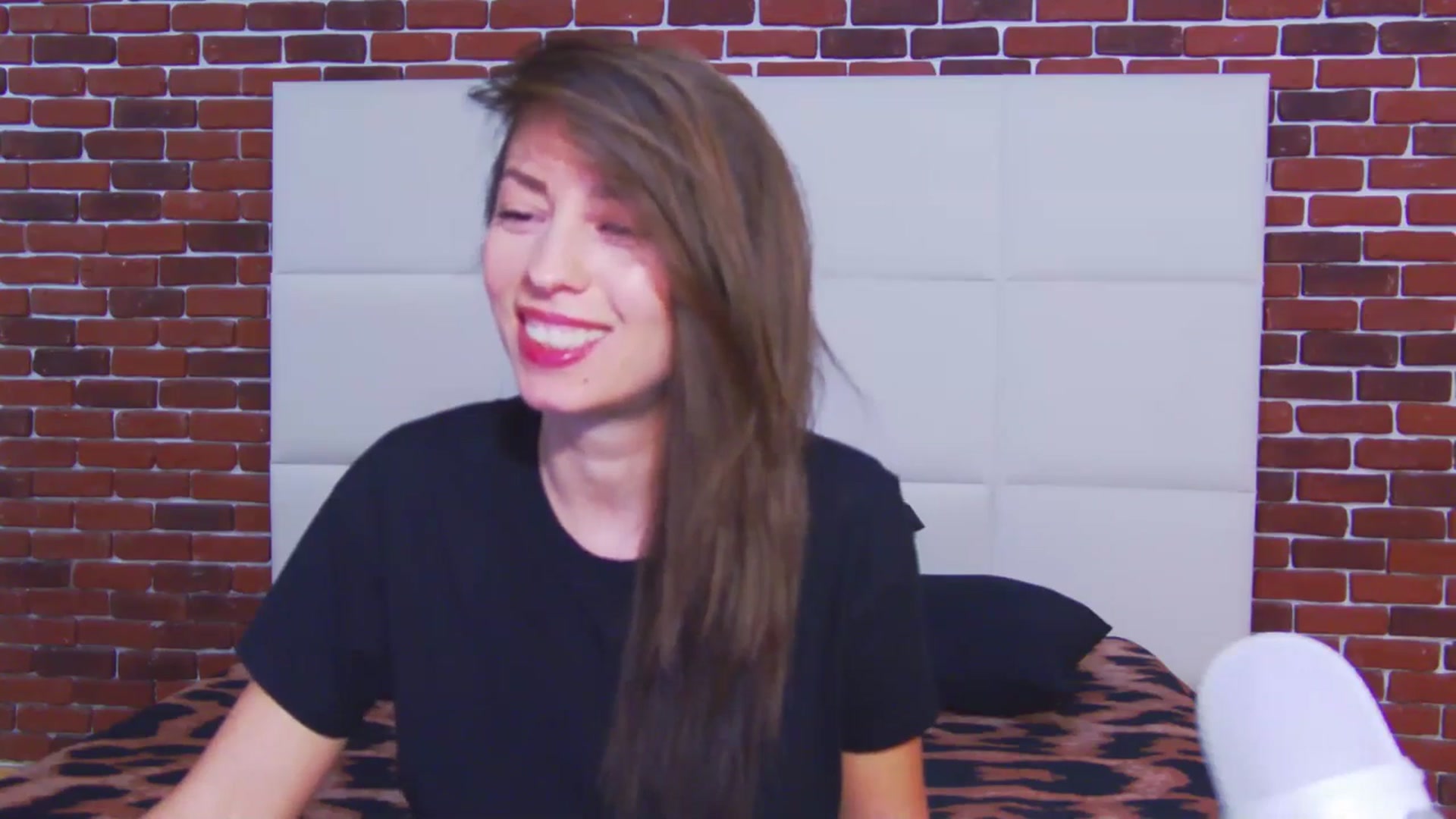 Gallery image thumbnail from PoxyVibe's myfreecams stream on, 04/28/2026, 15:13 image 6 of 20