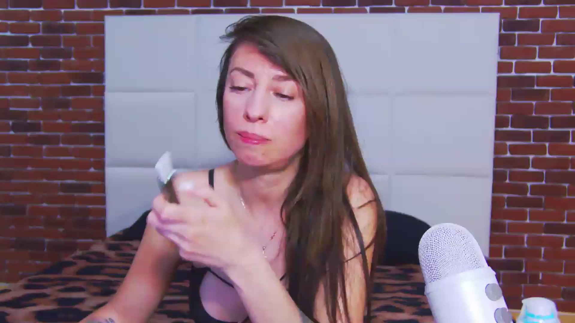 Gallery image thumbnail from PoxyVibe's myfreecams stream on, 04/28/2026, 19:19 image 10 of 20