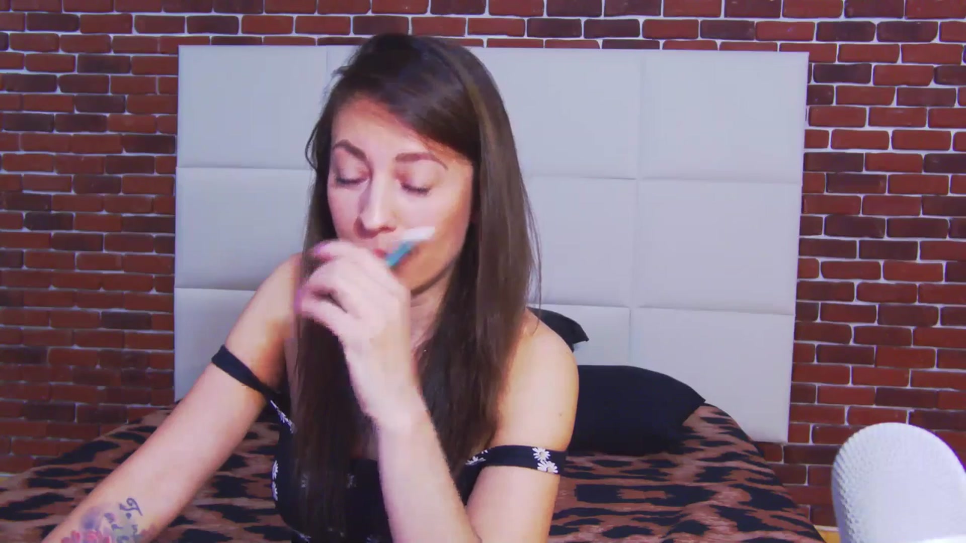 Gallery image thumbnail from PoxyVibe's myfreecams stream on, 04/29/2026, 15:06 image 11 of 20