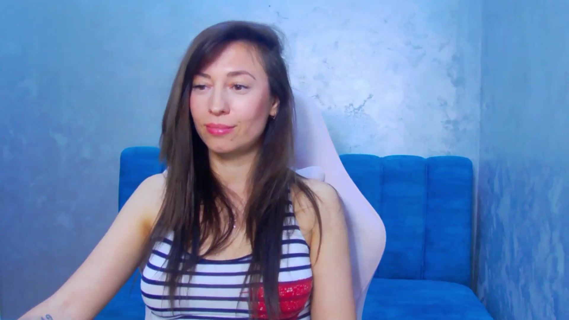Gallery image thumbnail from PoxyVibe's myfreecams stream on, 04/30/2026, 15:06 image 16 of 20