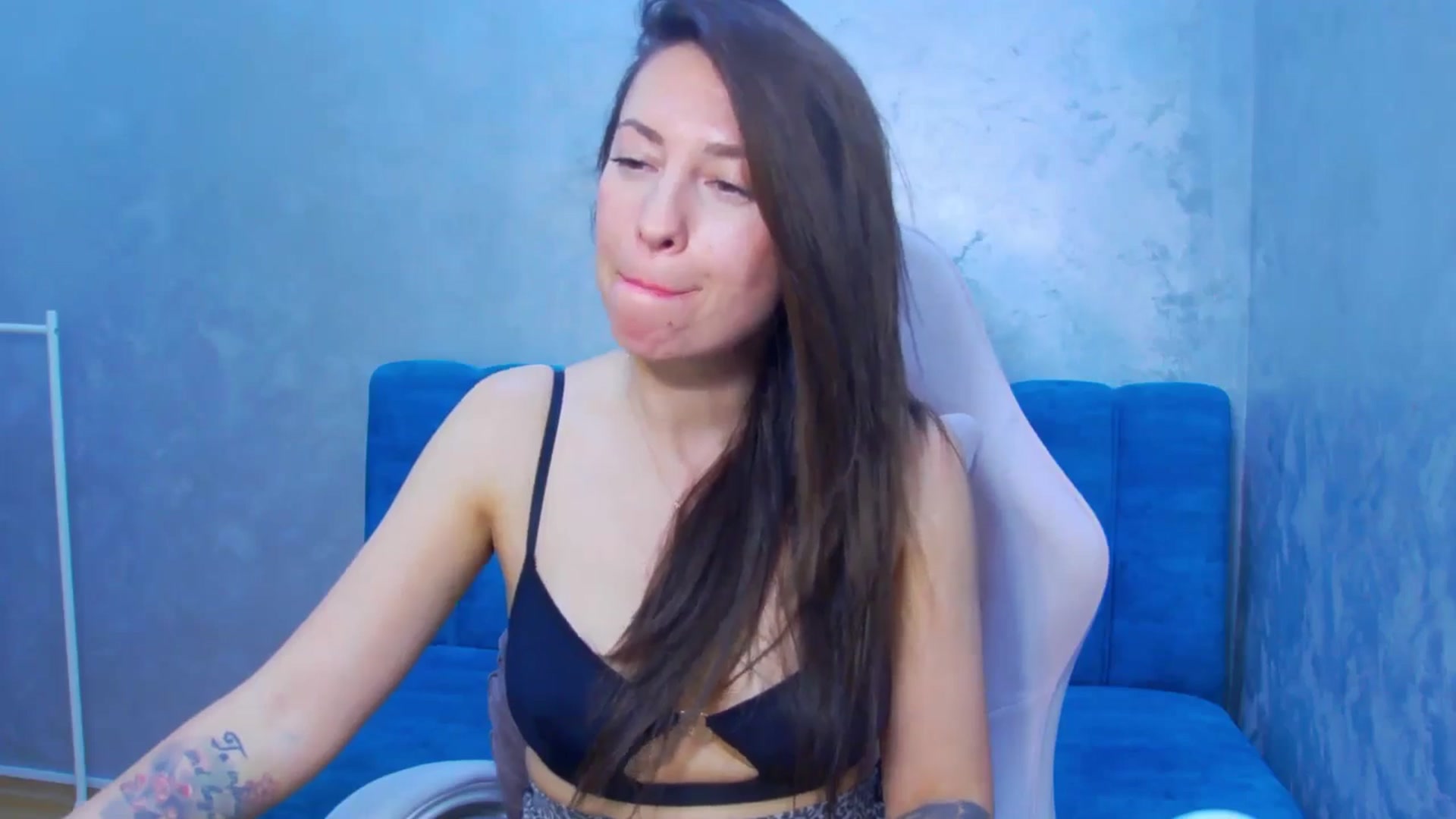 Gallery image thumbnail from PoxyVibe's myfreecams stream on, 04/30/2026, 19:19 image 9 of 20