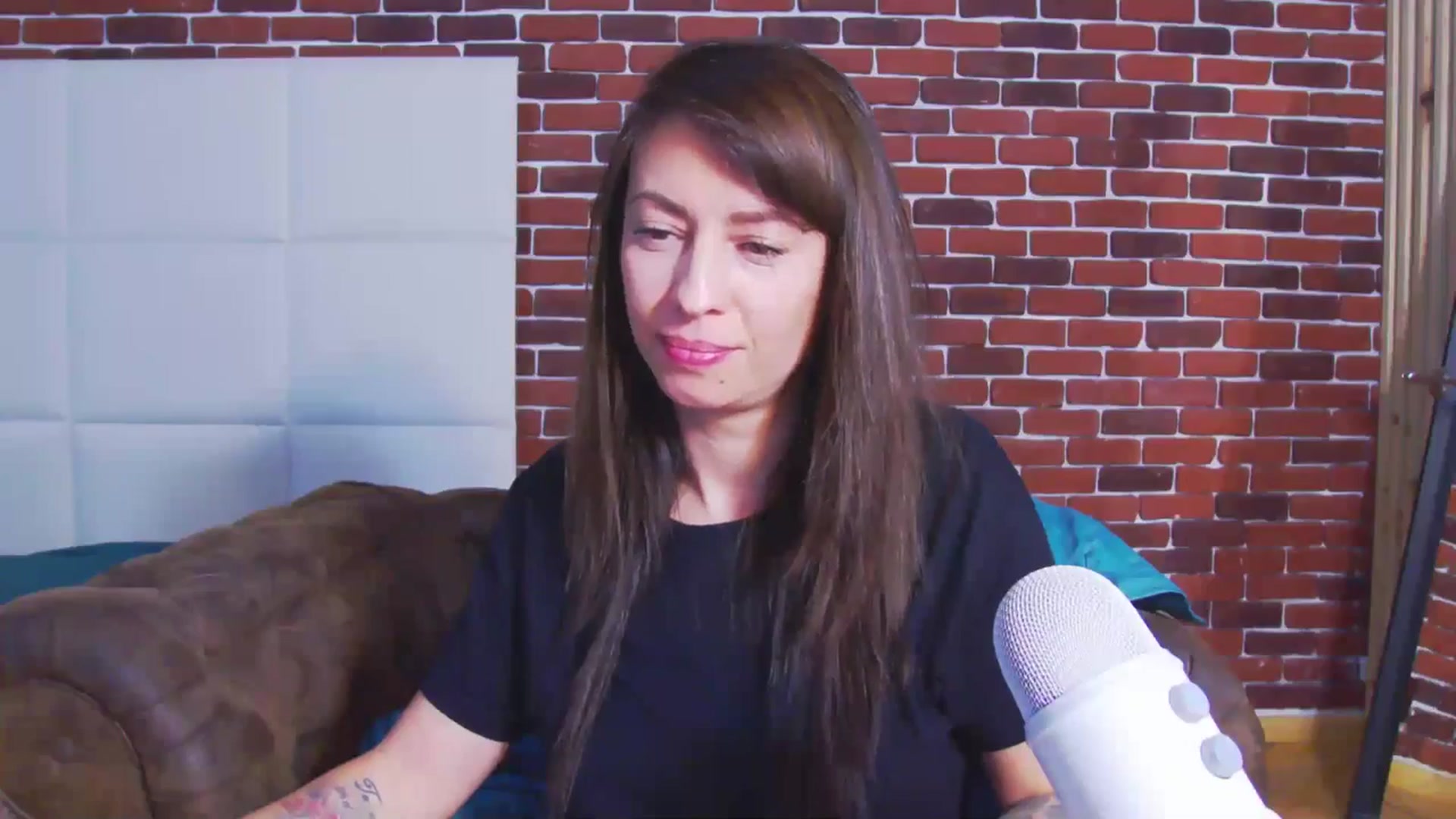 Gallery image thumbnail from PoxyVibe's myfreecams stream on, 05/04/2026, 15:13 image 18 of 20