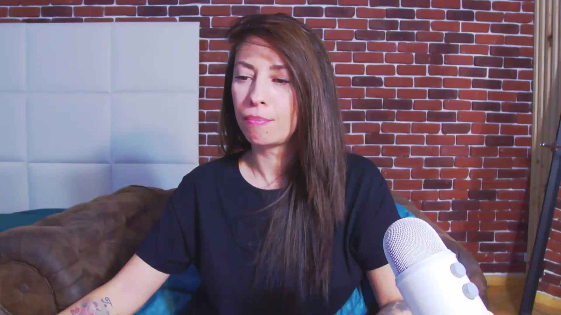 Gallery image thumbnail from PoxyVibe's myfreecams stream on, 05/04/2026, 15:13 image 8 of 20