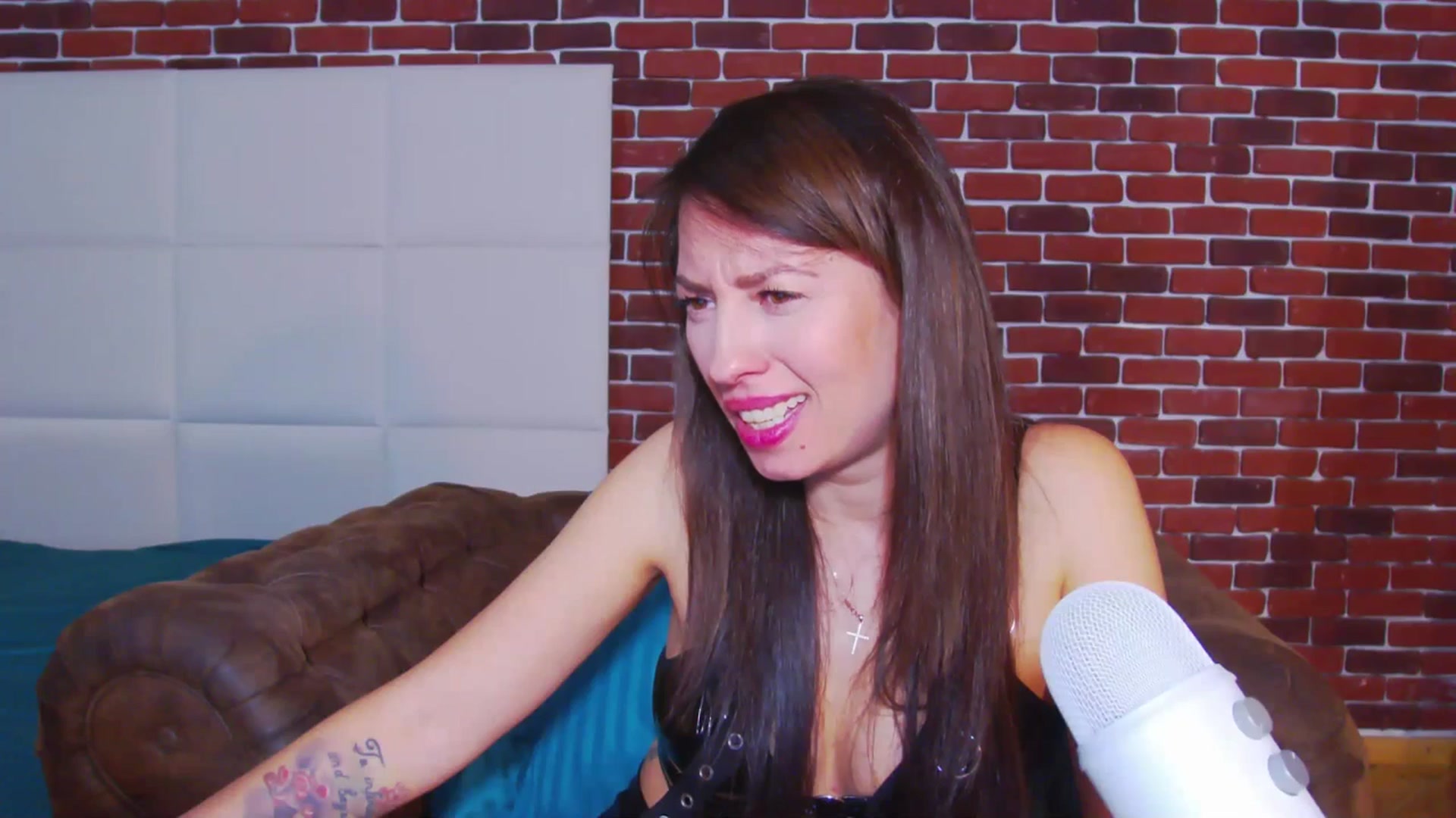 Gallery image thumbnail from PoxyVibe's myfreecams stream on, 05/04/2026, 19:23 image 3 of 20