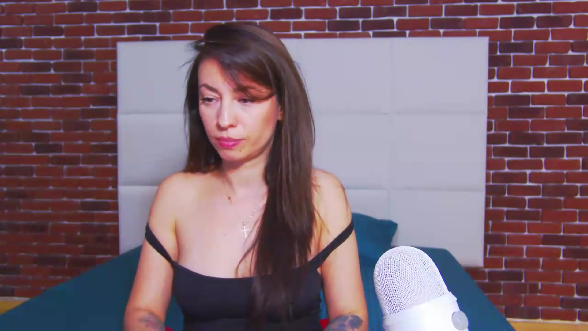 Gallery image thumbnail from PoxyVibe's myfreecams stream on, 05/08/2026, 15:04 image 17 of 20