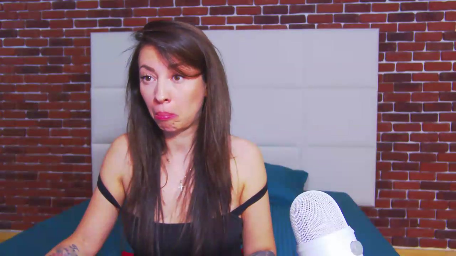 Gallery image thumbnail from PoxyVibe's myfreecams stream on, 05/08/2026, 15:04 image 16 of 20