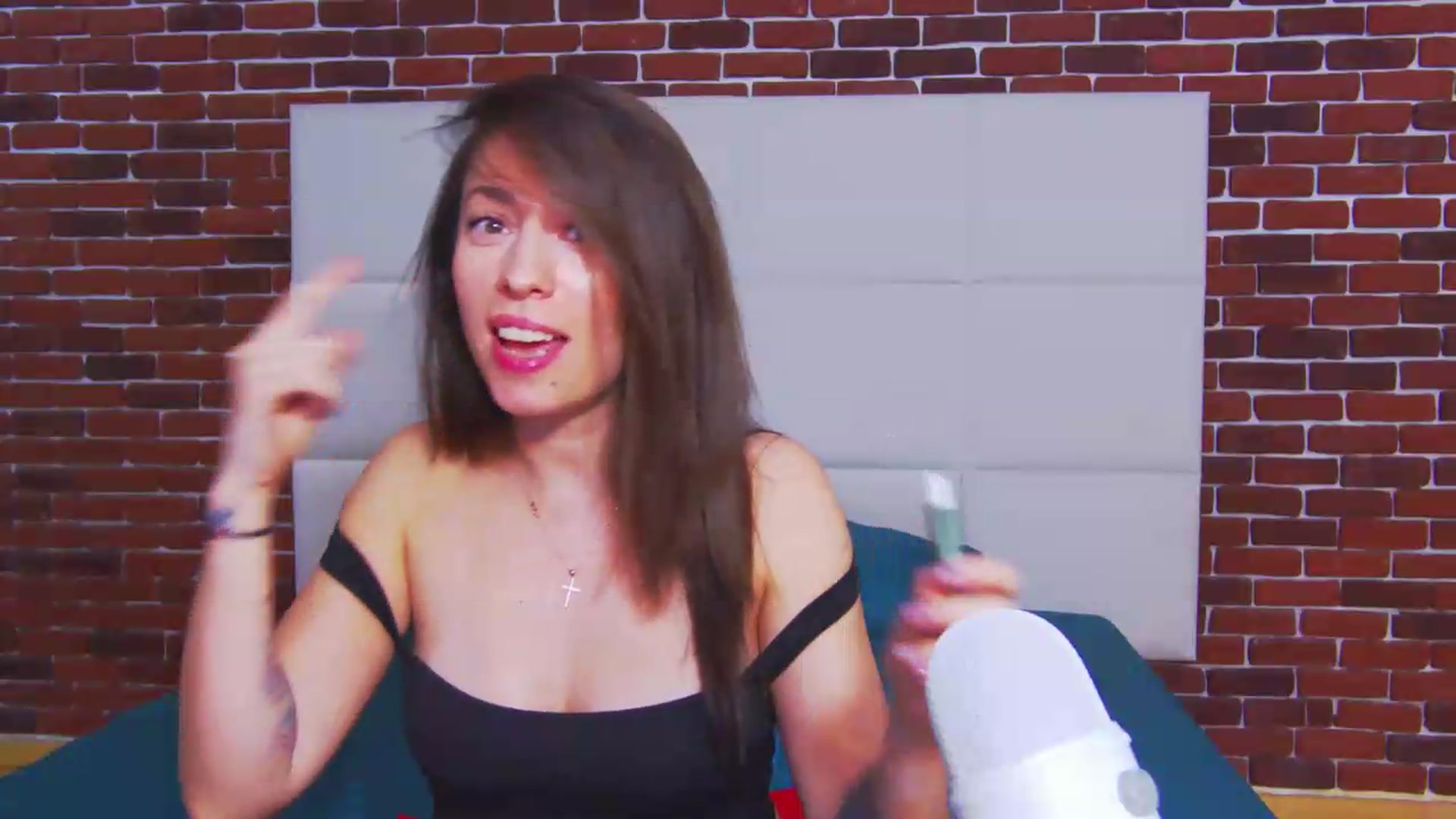 Gallery image thumbnail from PoxyVibe's myfreecams stream on, 05/08/2026, 15:04 image 12 of 20