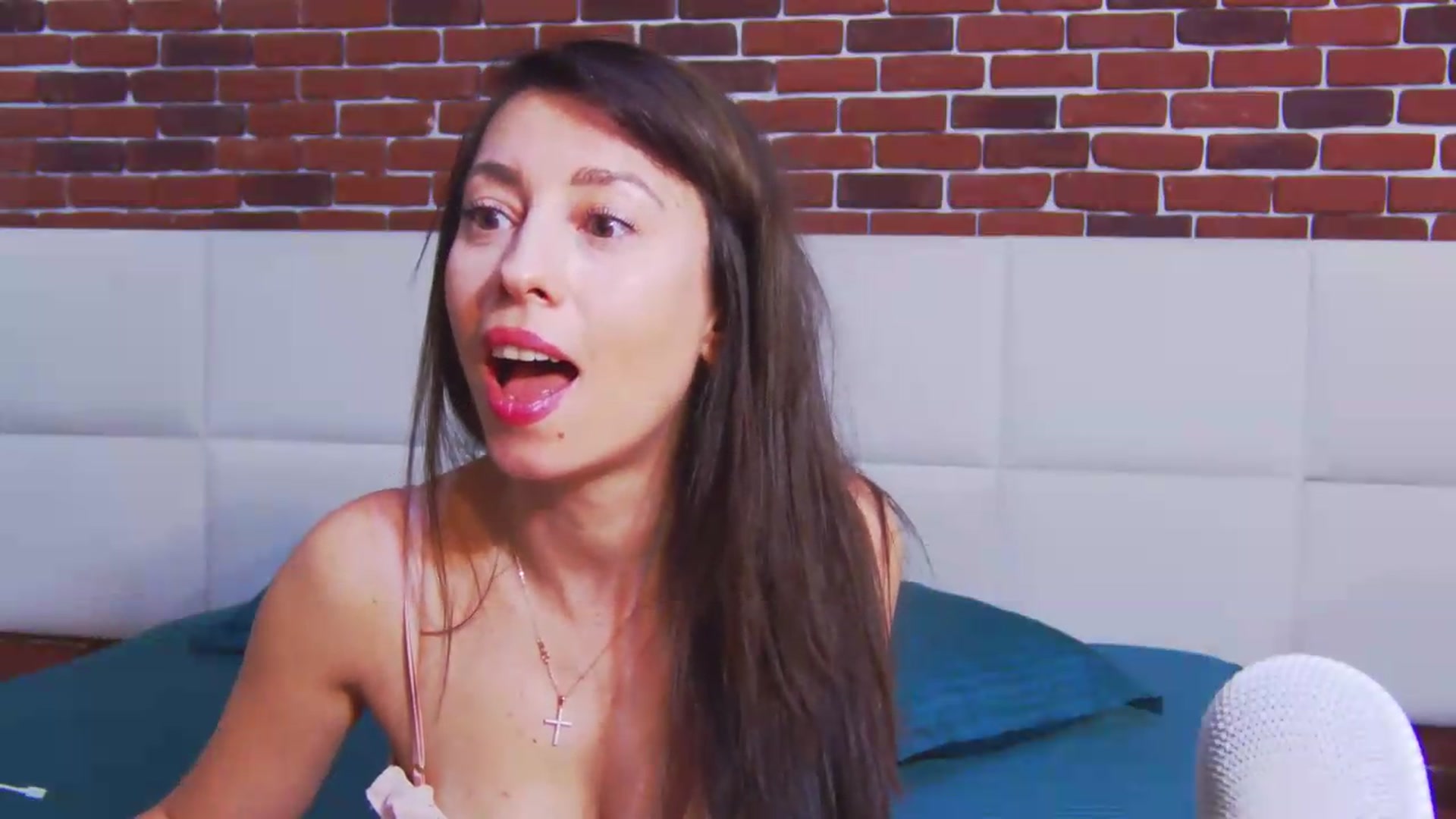 Gallery image thumbnail from PoxyVibe's myfreecams stream on, 05/12/2026, 15:04 image 7 of 20