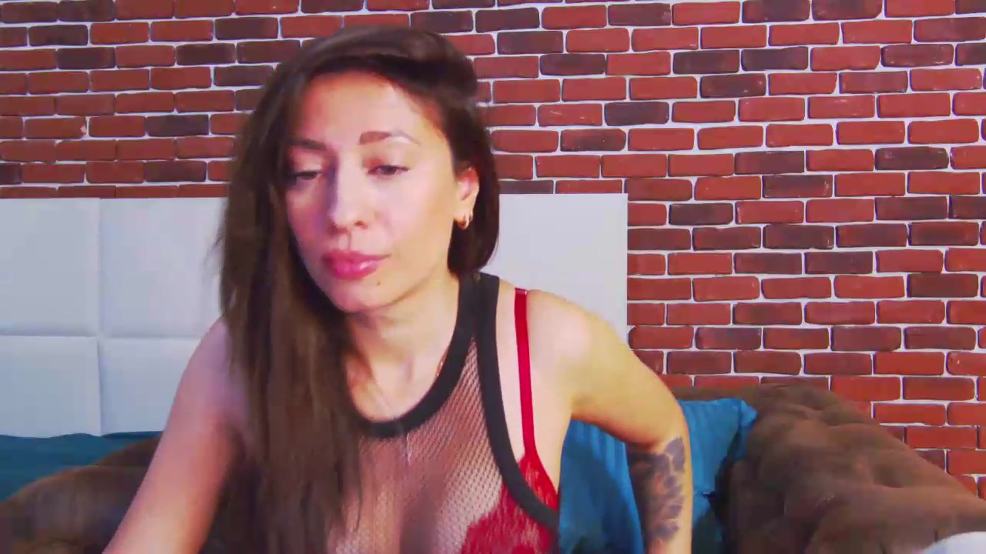 Gallery image thumbnail from PoxyVibe's myfreecams stream on, 05/13/2026, 17:56 image 16 of 20