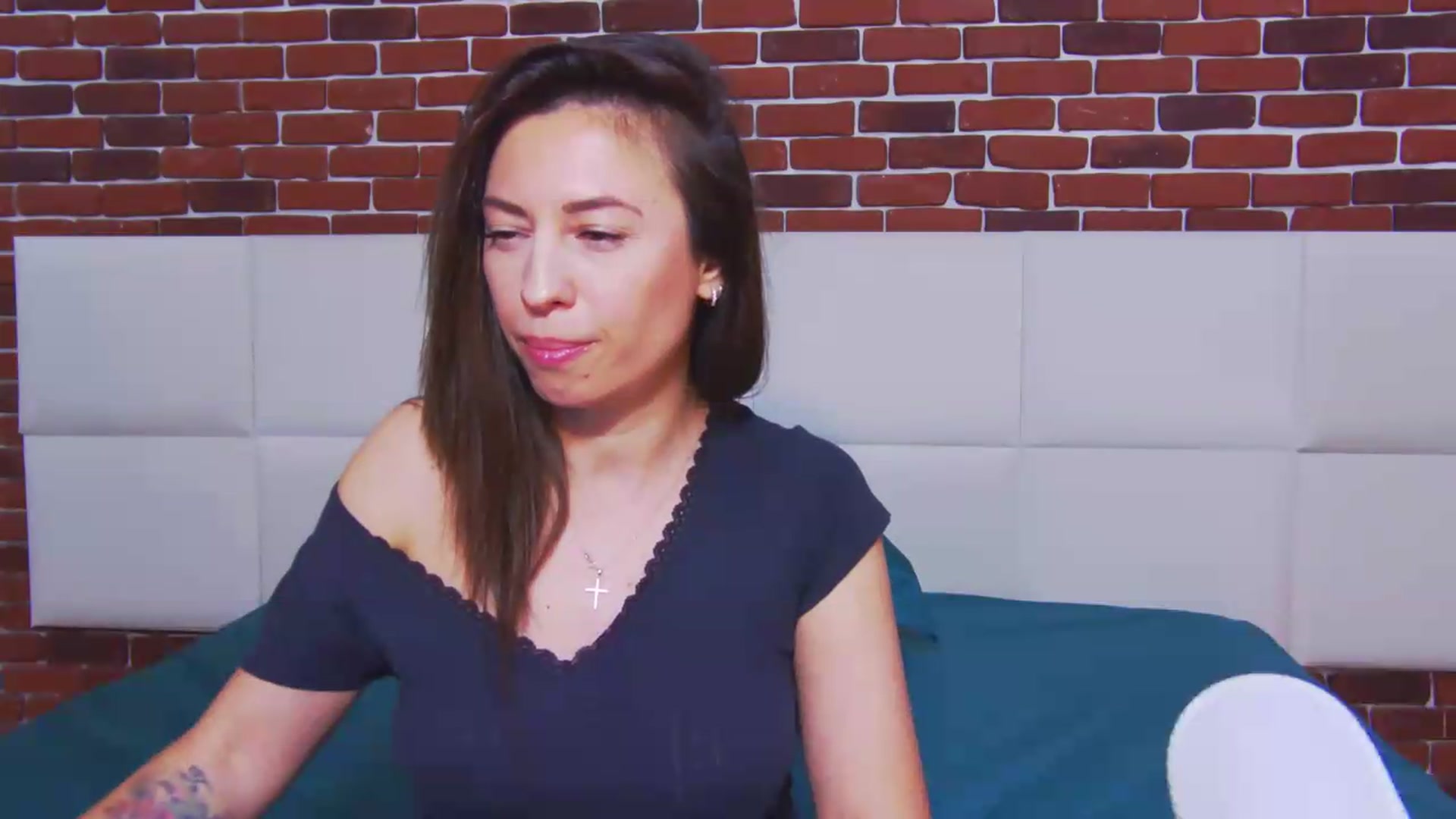Gallery image thumbnail from PoxyVibe's myfreecams stream on, 05/15/2026, 15:04 image 14 of 20