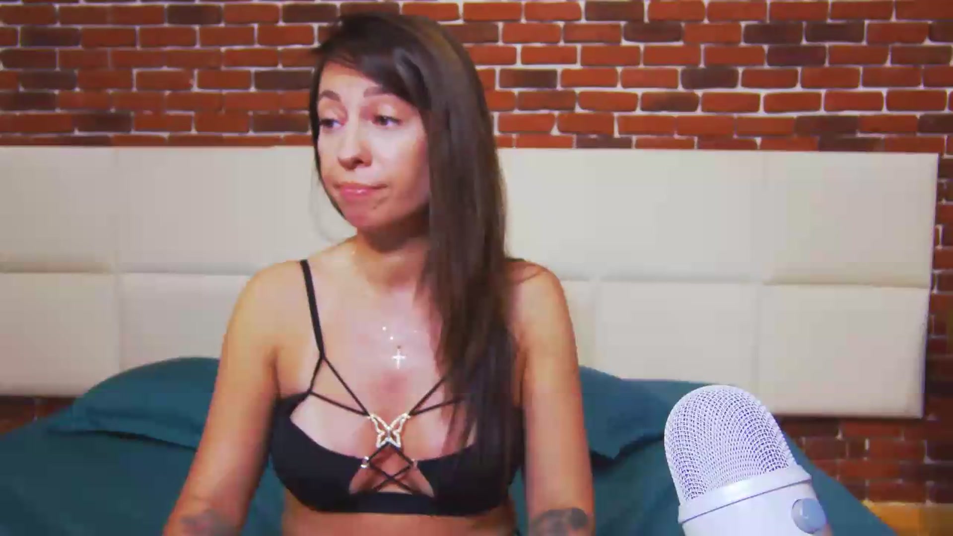 Gallery image thumbnail from PoxyVibe's myfreecams stream on, 05/27/2026, 14:51 image 13 of 20