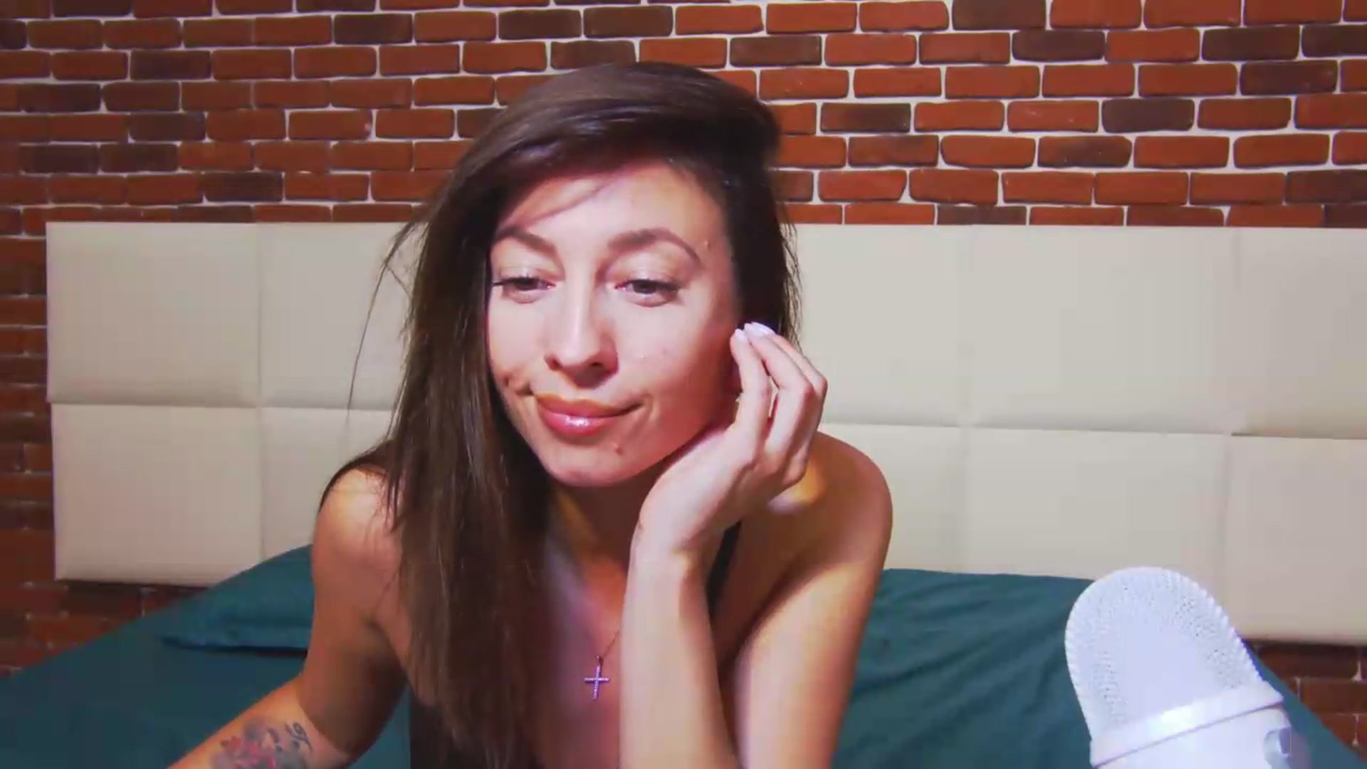 Gallery image thumbnail from PoxyVibe's myfreecams stream on, 05/27/2026, 19:18 image 9 of 20
