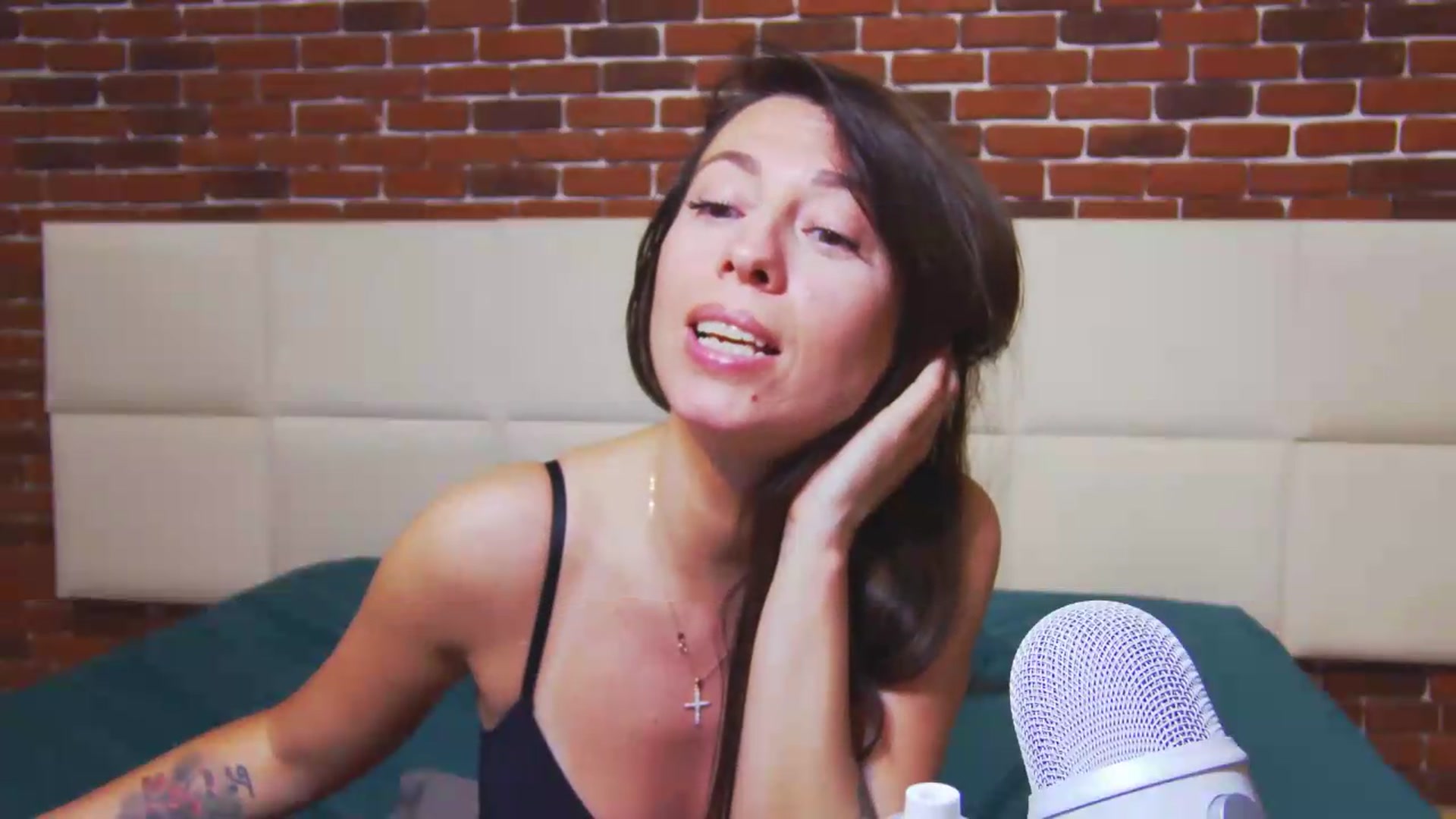 Gallery image thumbnail from PoxyVibe's myfreecams stream on, 05/28/2026, 19:19 image 15 of 20