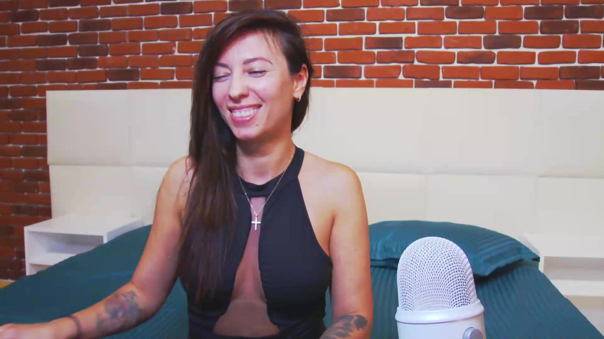 Gallery image thumbnail from PoxyVibe's myfreecams stream on, 06/10/2026, 14:59 image 20 of 20