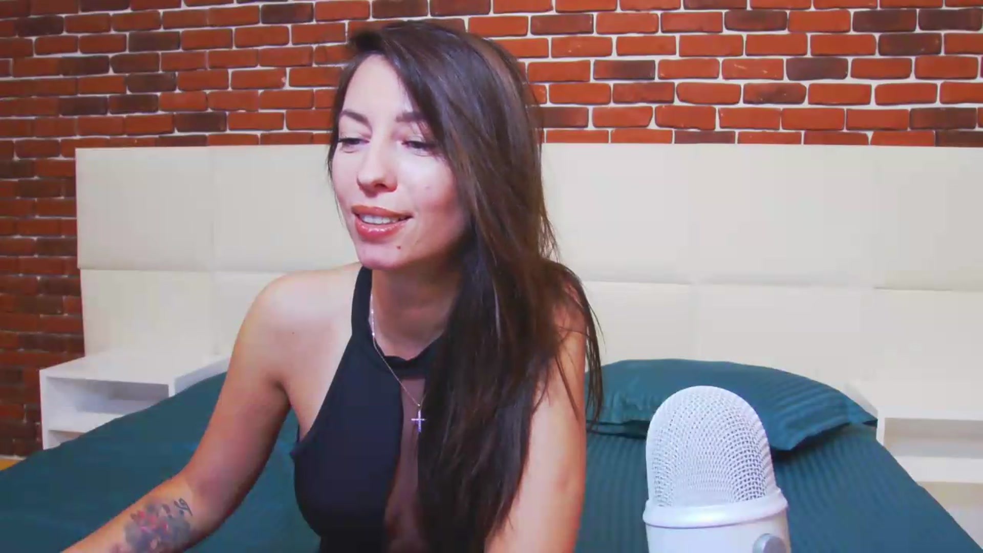 Gallery image thumbnail from PoxyVibe's myfreecams stream on, 06/10/2026, 14:59 image 4 of 20