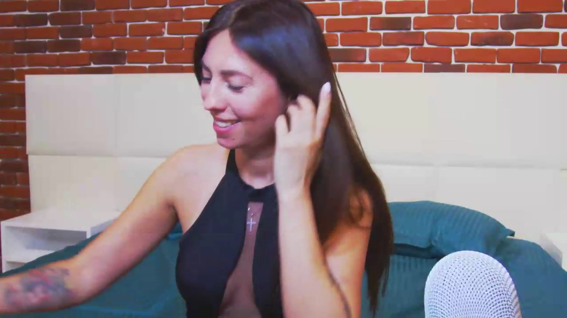 Gallery image thumbnail from PoxyVibe's myfreecams stream on, 06/10/2026, 18:17 image 14 of 20
