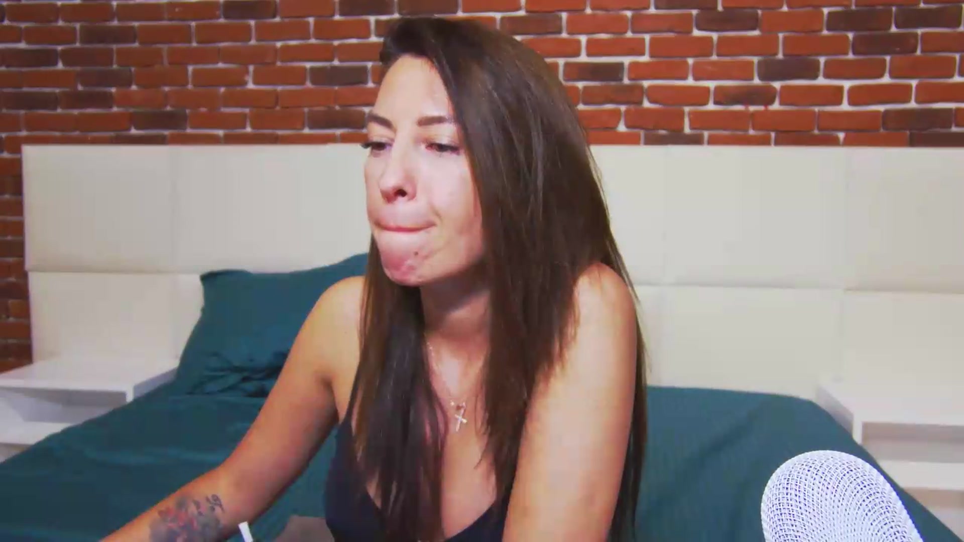 Gallery image thumbnail from PoxyVibe's myfreecams stream on, 06/16/2026, 19:18 image 16 of 20