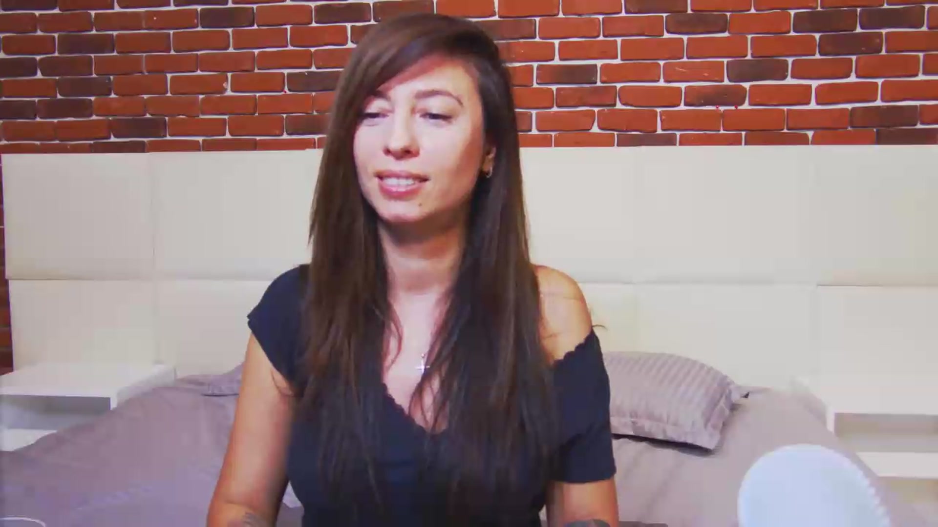 Gallery image thumbnail from PoxyVibe's myfreecams stream on, 06/24/2026, 15:03 image 6 of 20