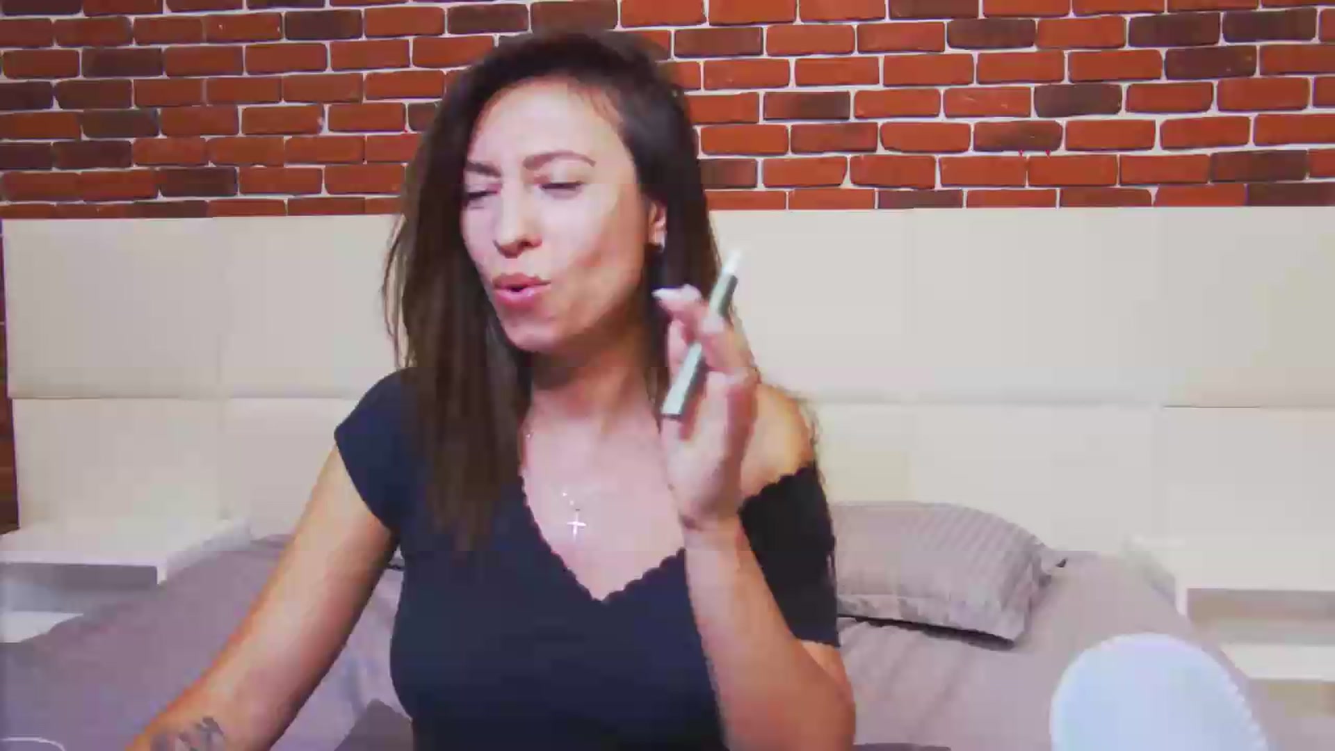 Gallery image thumbnail from PoxyVibe's myfreecams stream on, 06/24/2026, 15:03 image 2 of 20