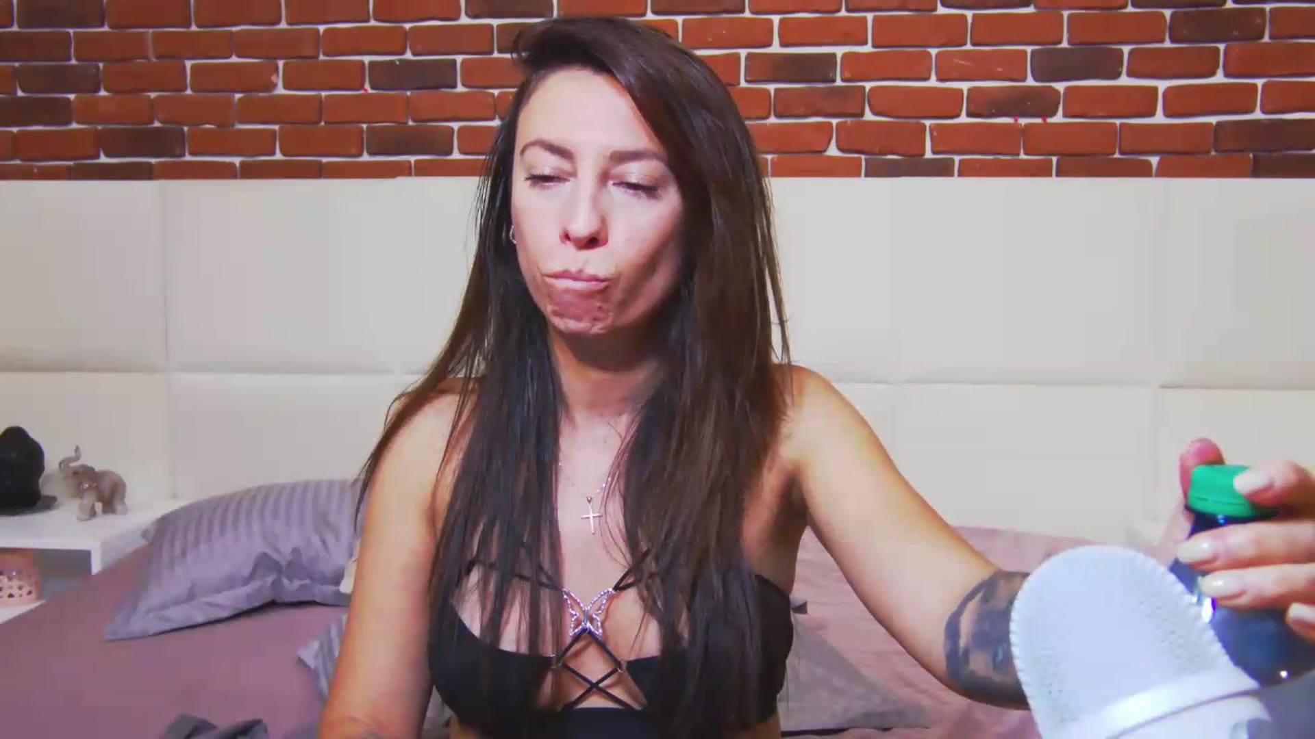 Gallery image thumbnail from PoxyVibe's myfreecams stream on, 07/07/2026, 19:09 image 11 of 20