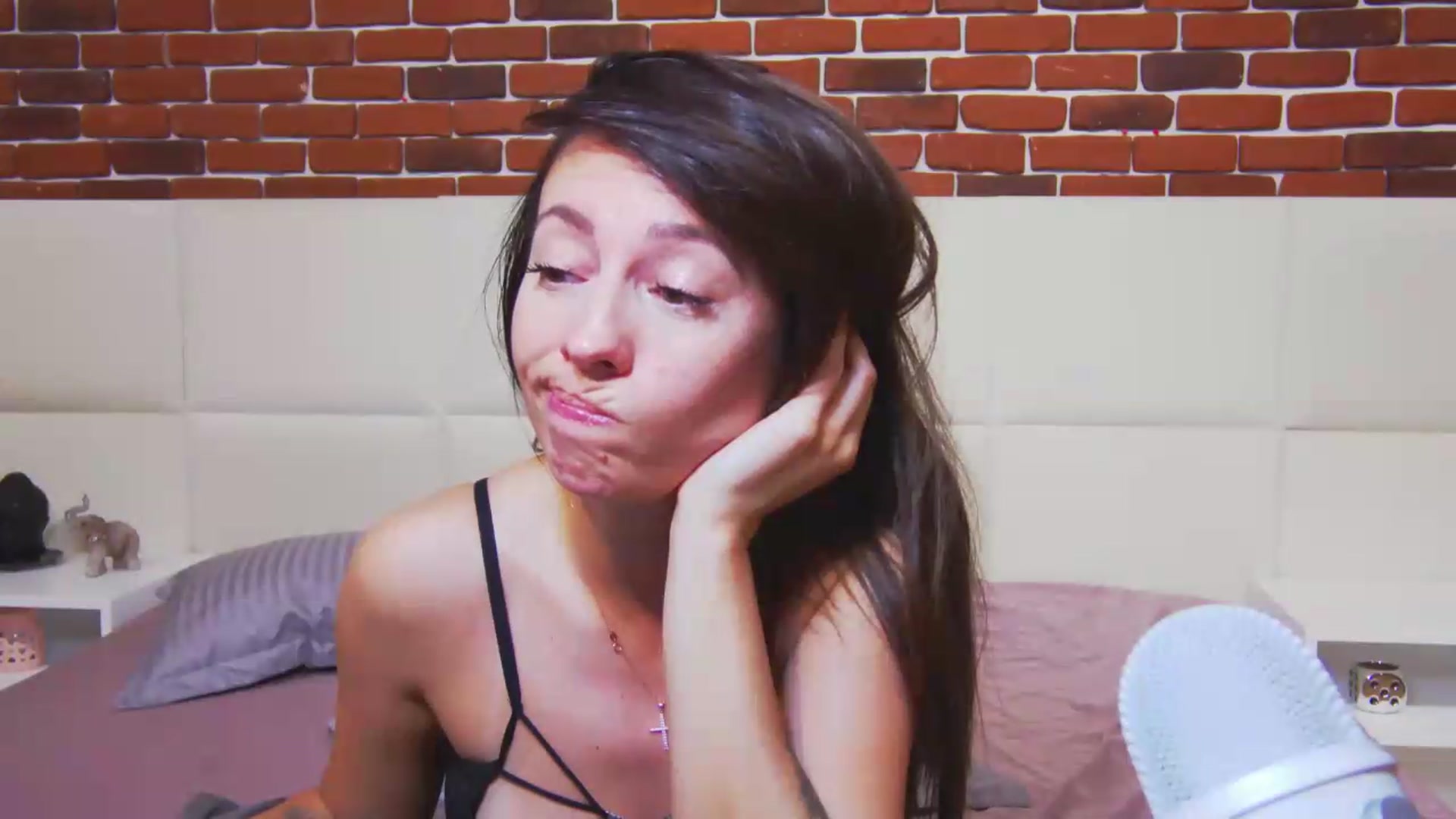 Gallery image thumbnail from PoxyVibe's myfreecams stream on, 07/07/2026, 19:09 image 13 of 20