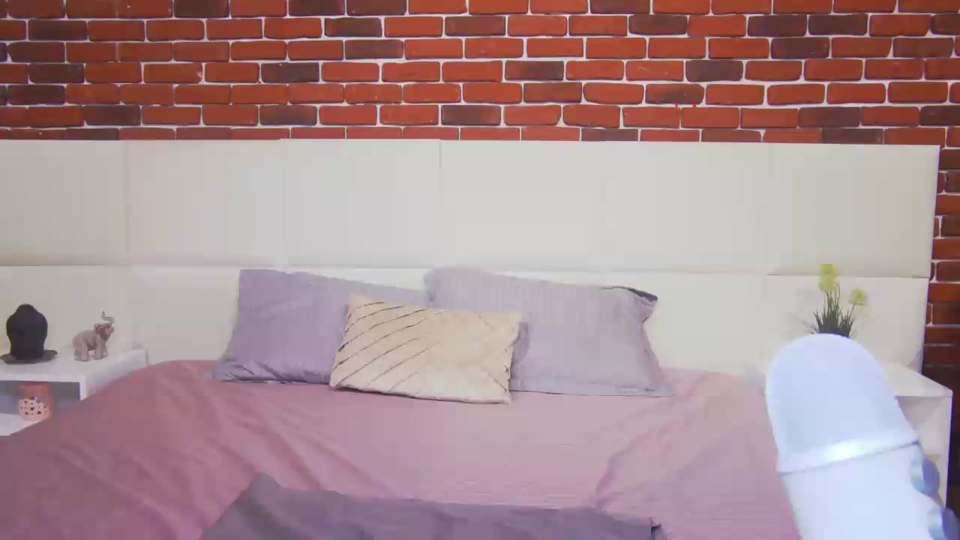 Gallery image thumbnail from PoxyVibe's myfreecams stream on, 07/08/2026, 15:16 image 7 of 20