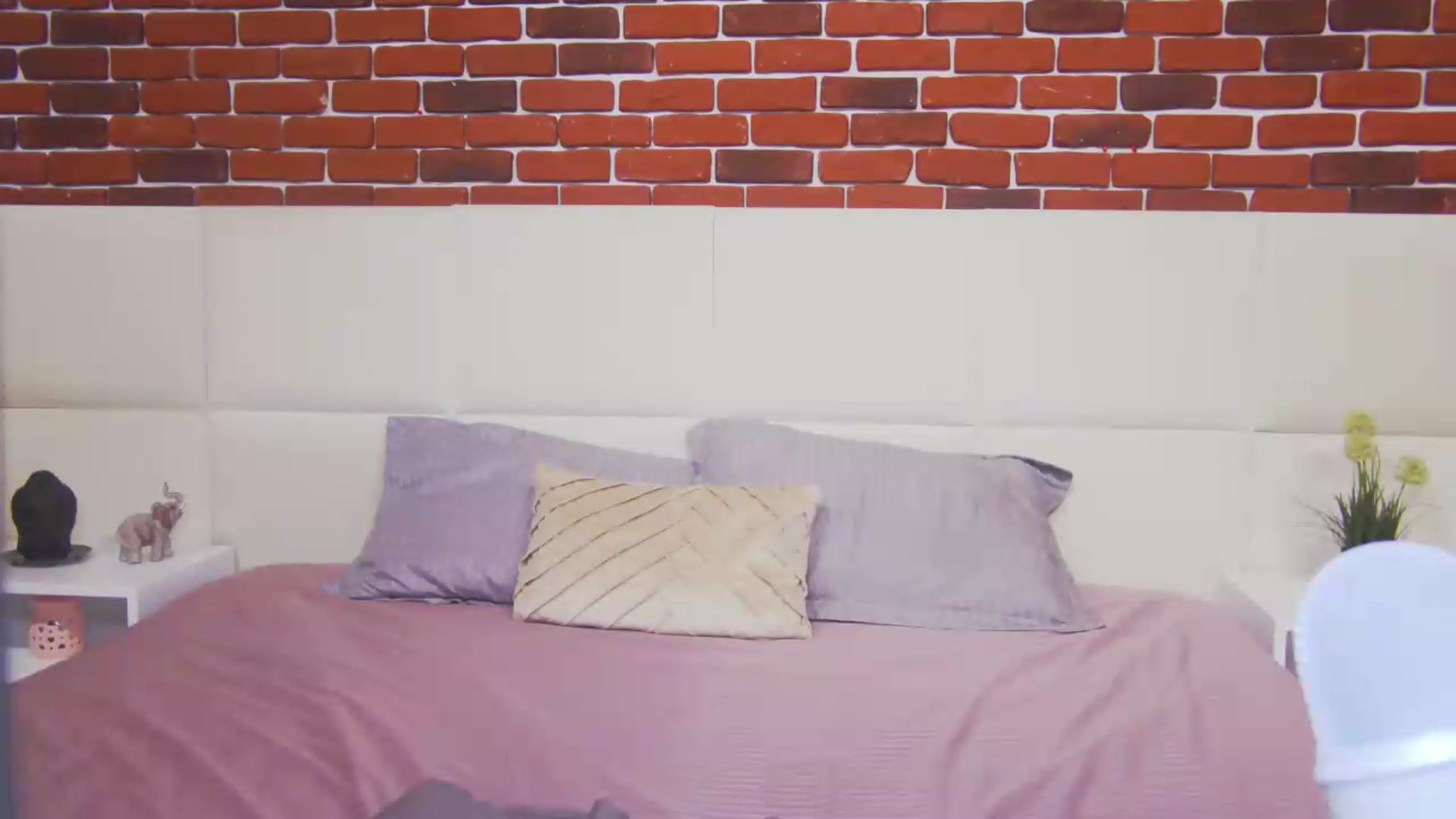 Gallery image thumbnail from PoxyVibe's myfreecams stream on, 07/08/2026, 19:15 image 13 of 20