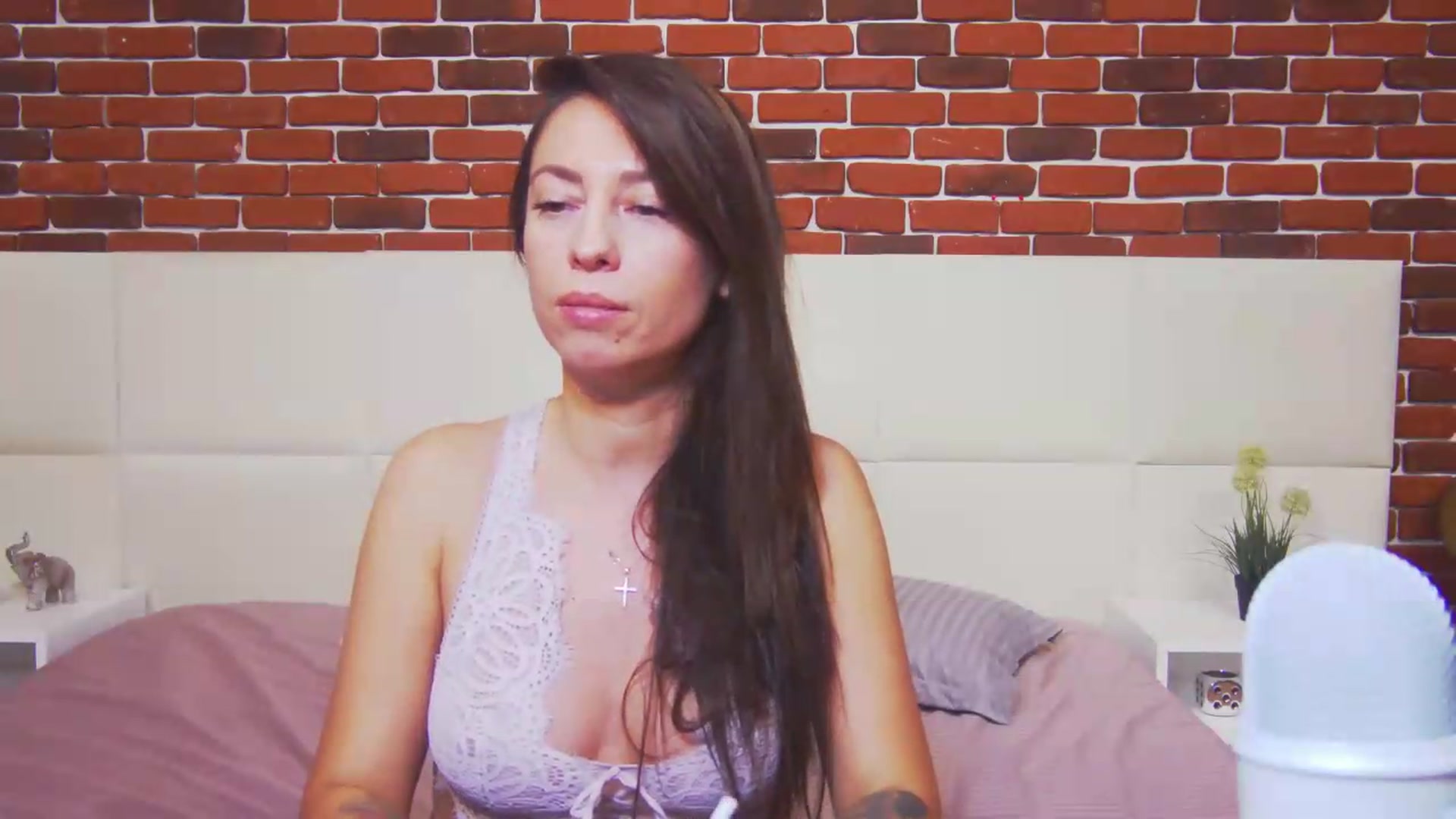 Gallery image thumbnail from PoxyVibe's myfreecams stream on, 07/09/2026, 15:05 image 10 of 20