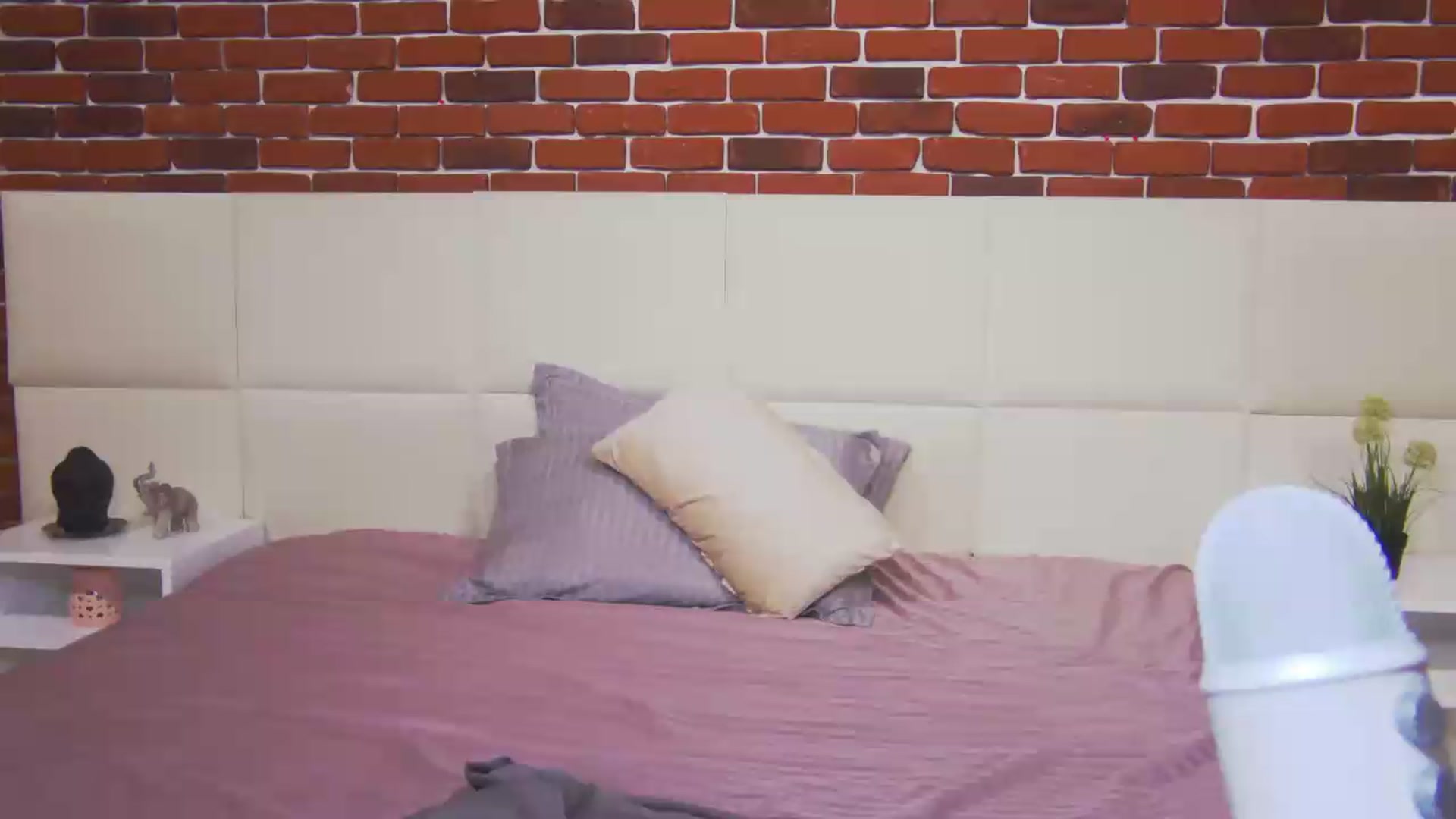 Gallery image thumbnail from PoxyVibe's myfreecams stream on, 07/10/2026, 19:21 image 15 of 20