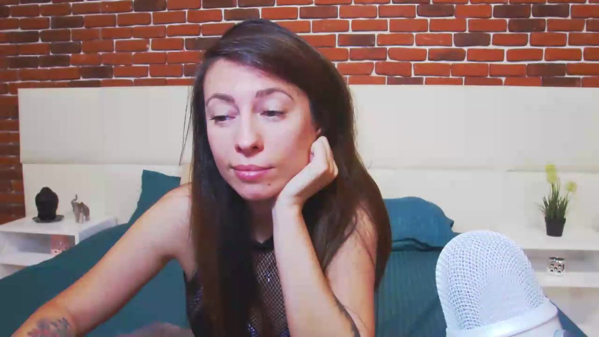 Gallery image thumbnail from PoxyVibe's myfreecams stream on, 07/17/2026, 15:13 image 12 of 20