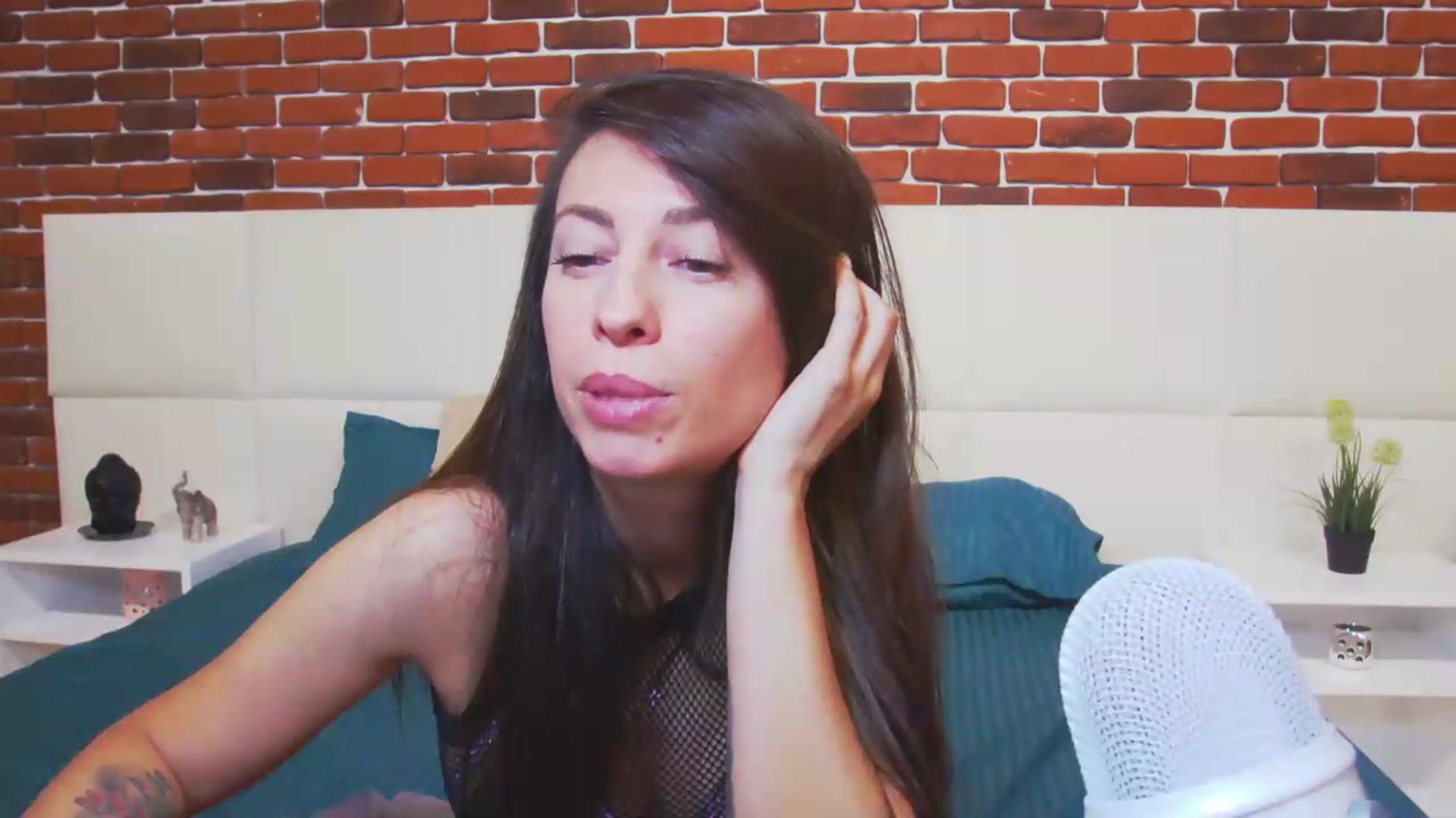 Gallery image thumbnail from PoxyVibe's myfreecams stream on, 07/17/2026, 15:13 image 16 of 20