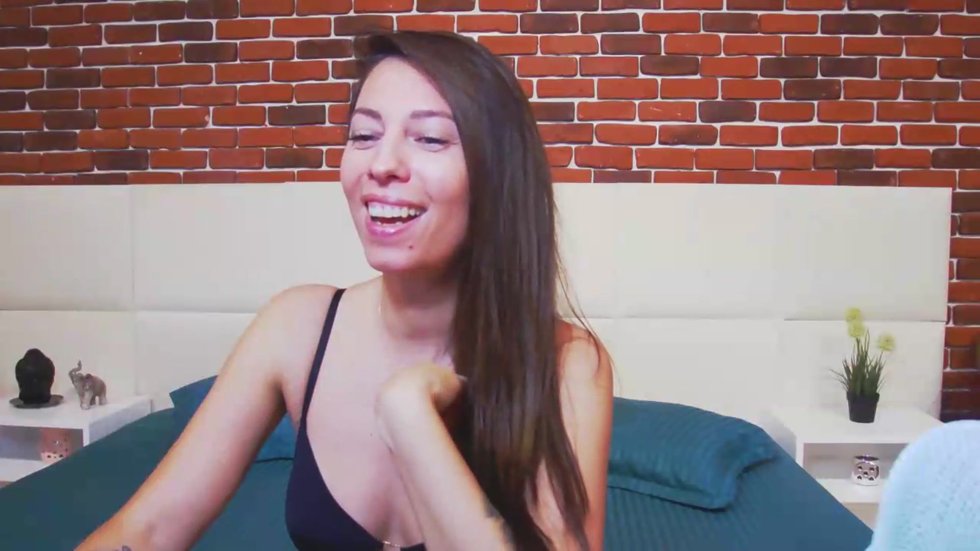Gallery image thumbnail from PoxyVibe's myfreecams stream on, 07/20/2026, 15:12 image 9 of 20