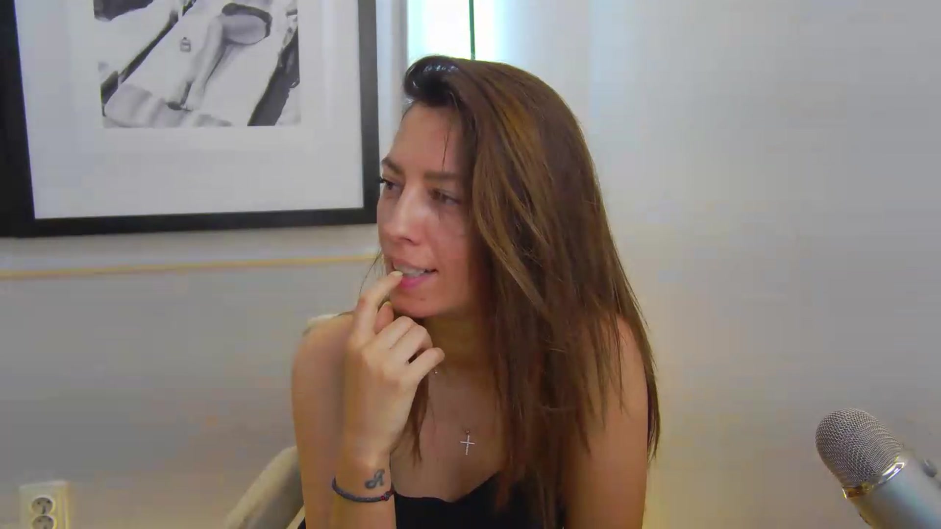 Gallery image thumbnail from PoxyVibe's myfreecams stream on, 07/21/2026, 14:17 image 2 of 20