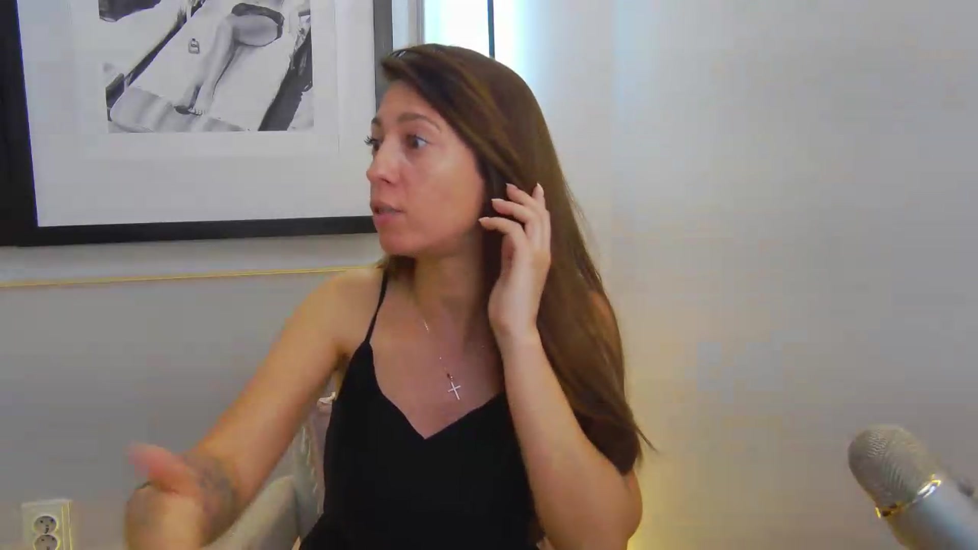 Gallery image thumbnail from PoxyVibe's myfreecams stream on, 07/21/2026, 14:17 image 9 of 20