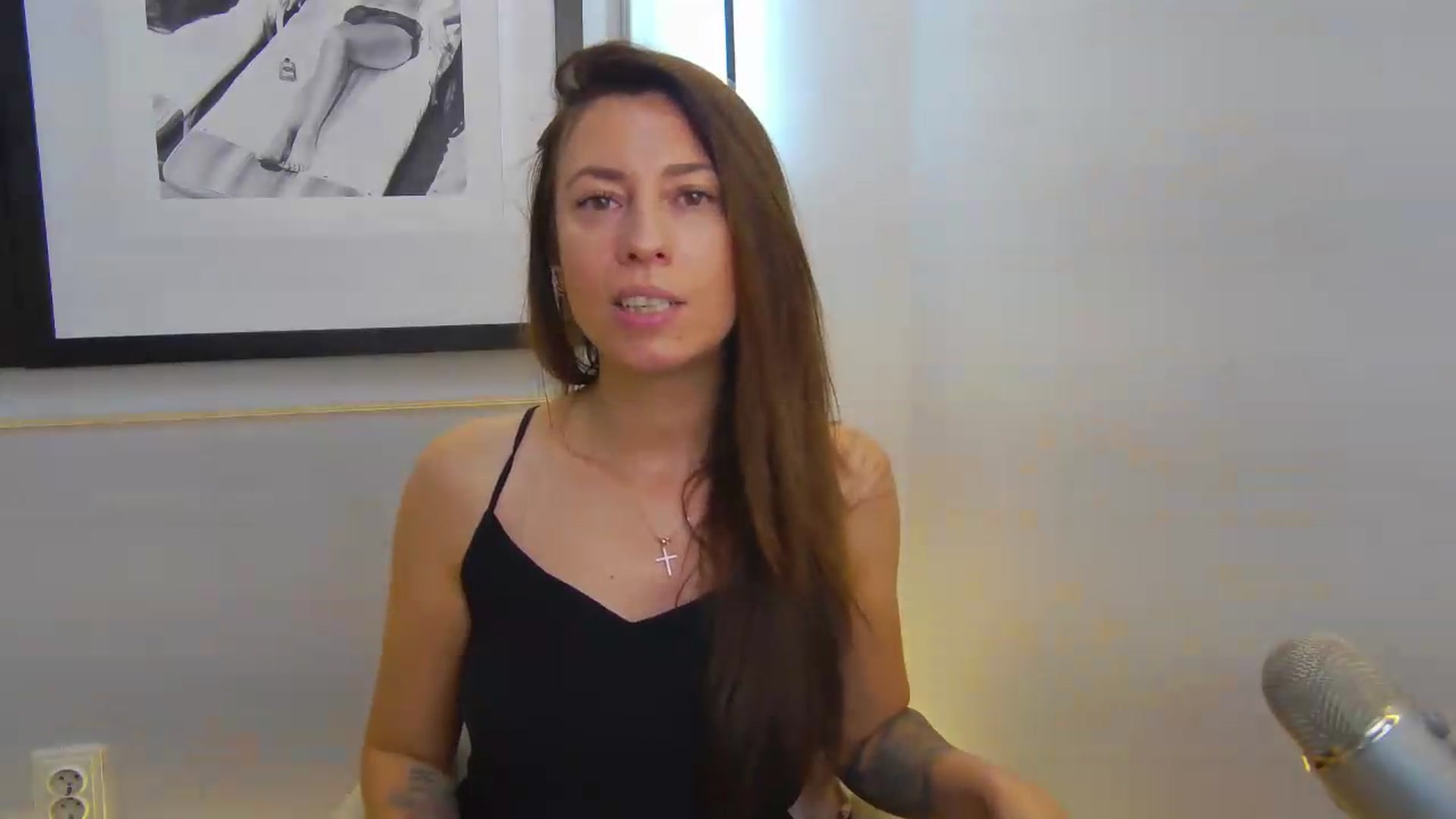Gallery image thumbnail from PoxyVibe's myfreecams stream on, 07/21/2026, 14:17 image 5 of 20