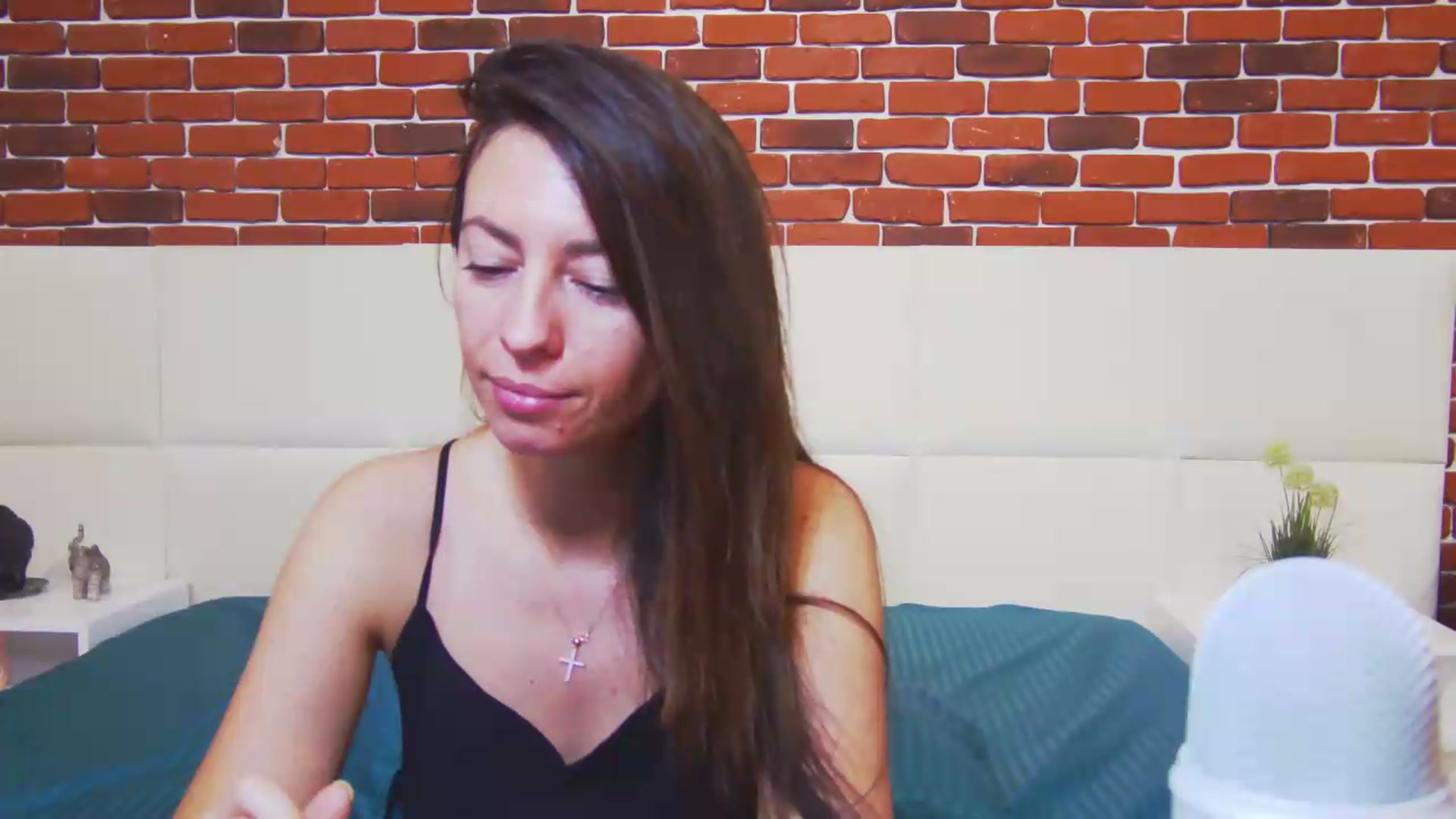 Gallery image thumbnail from PoxyVibe's myfreecams stream on, 07/21/2026, 15:00 image 14 of 20